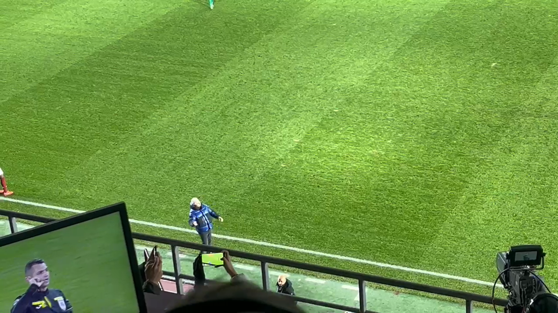 Marius Șumudică a recidivat! Derapajul antrenorului lui Rapid din timpul meciului cu Gloria Buzău