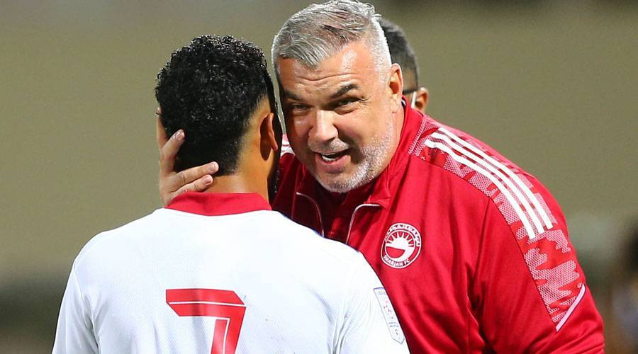 &bdquo;Olăroiu, selecționer!&ldquo;: campanie online pentru numirea imediată a rom&acirc;nului pe banca naționalei care riscă să rateze Mondialul