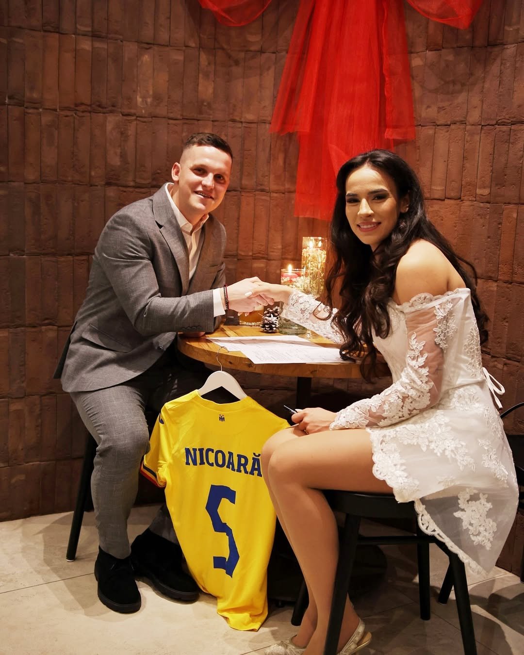 Teodora Meluță a spus DA . Cu cine s-a căsătorit cea mai frumoasă fotbalistă din Rom&acirc;nia