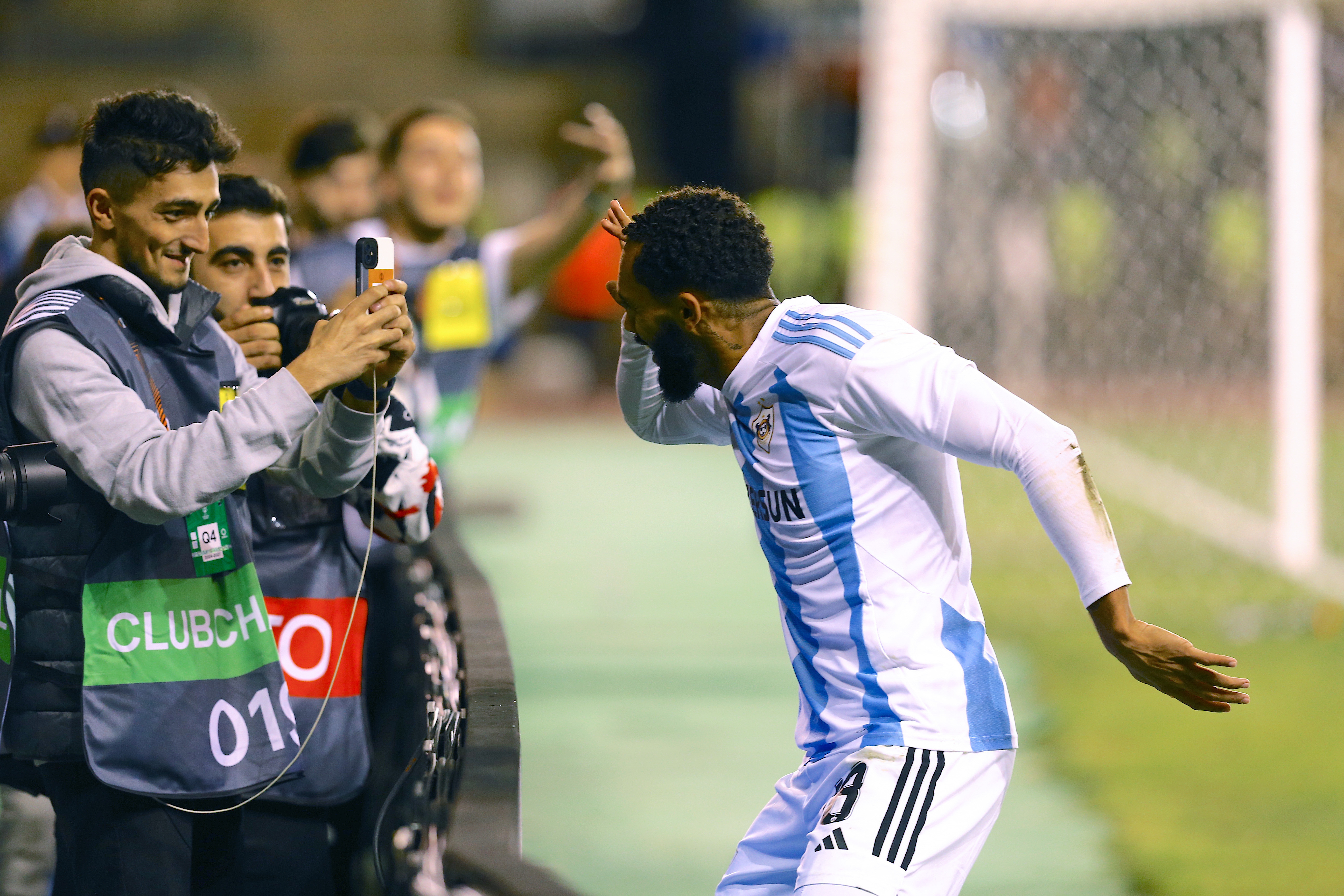 Tensiune la viitoare adversară a lui FCSB! Cel mai bun jucător vrea să plece: Mă g&acirc;ndesc la asta zi și noapte