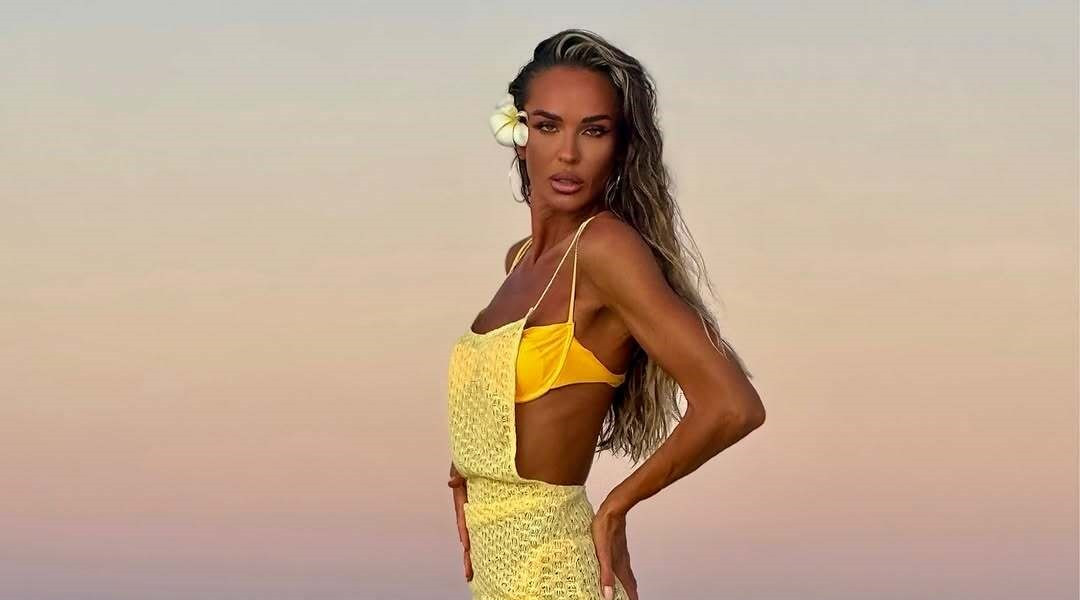 Fosta soție a lui Claudiu Niculescu arată spectaculos la 46 de ani. Imagini de la plajă cu Diana Munteanu