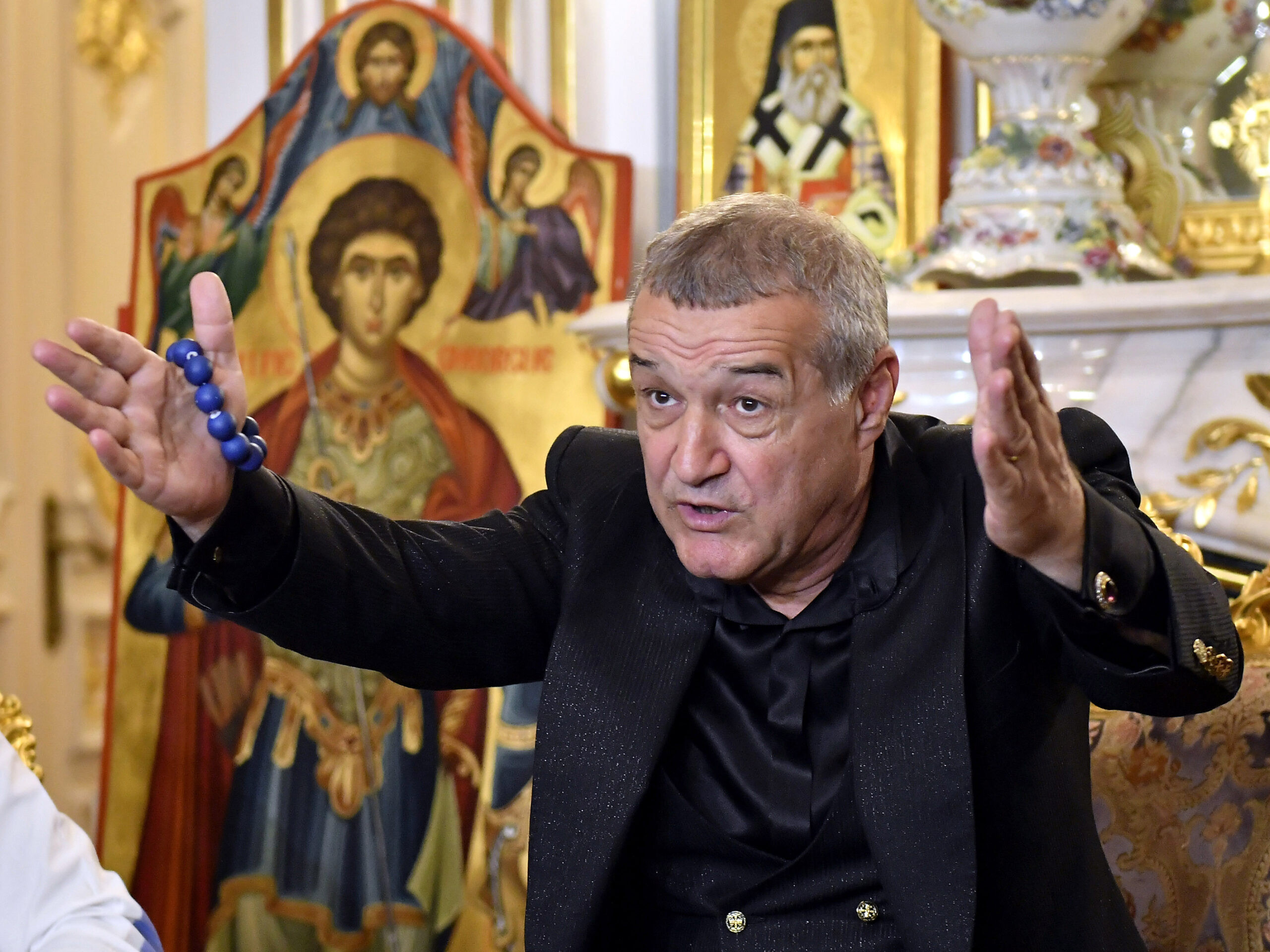 Nu joci &icirc;n viteză, la revedere! . Avertismentul lui Gigi Becali pentru jucătorul de 200.000 de euro