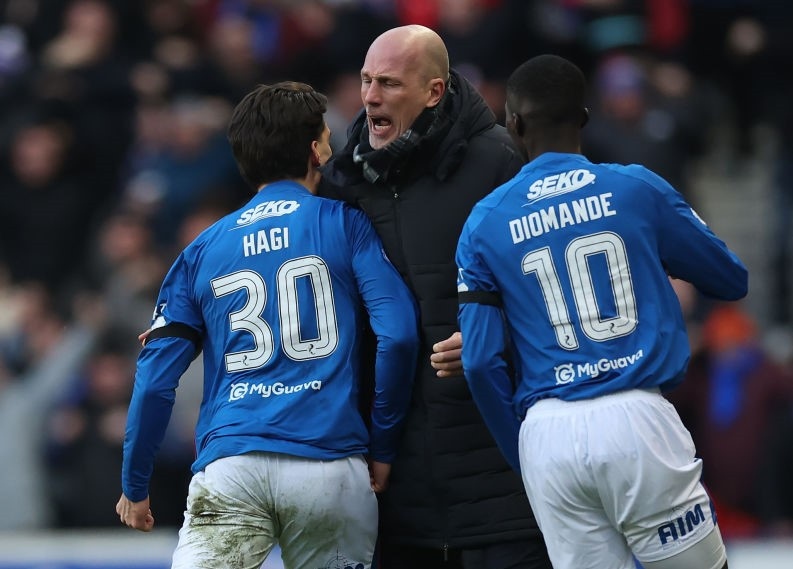 Philippe Clement, pus la zid după succesul cu Celitc, din cauza lui Ianis Hagi