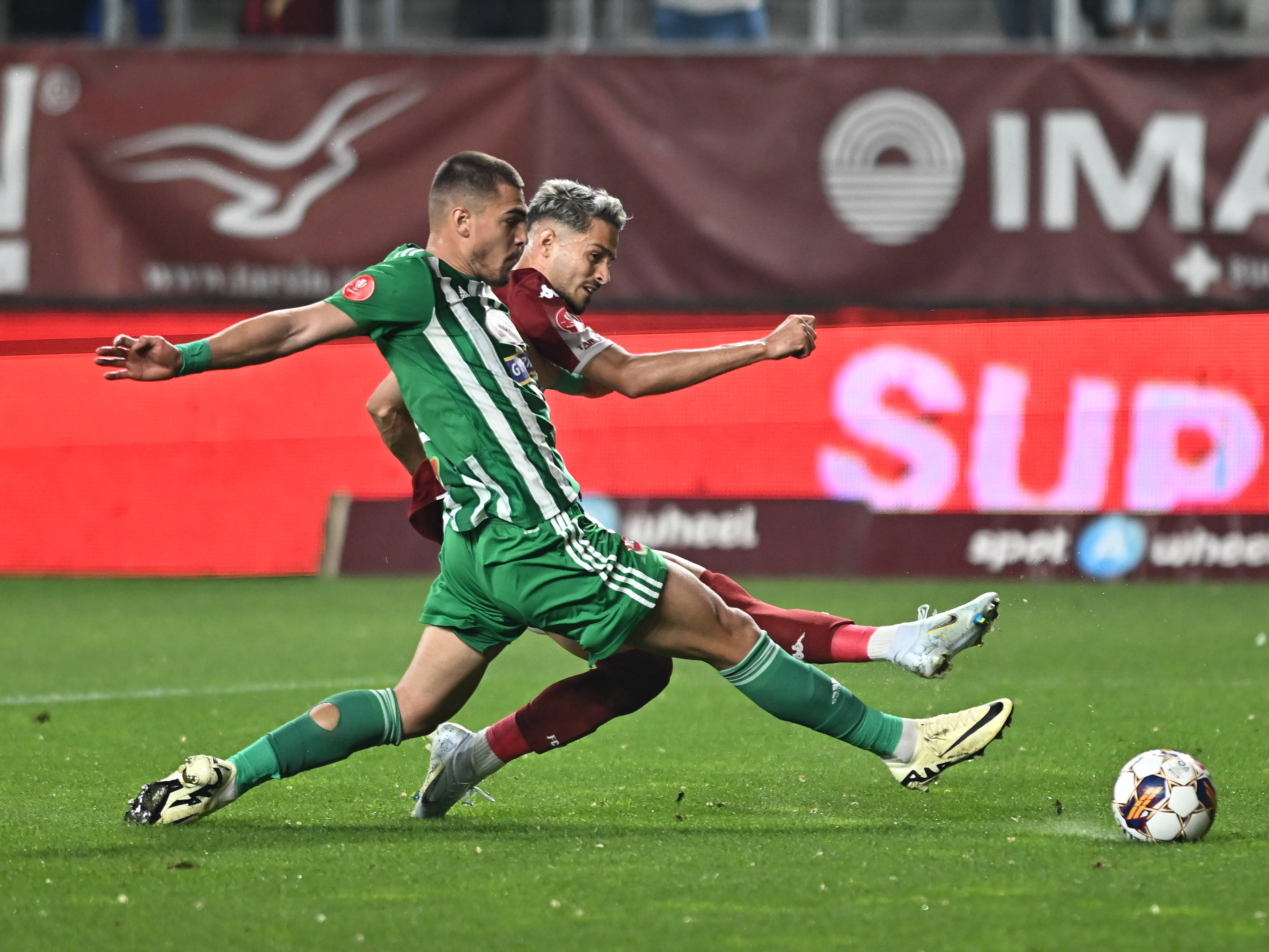 ciobotariu-vs-rrahmani-imago1044098024.j