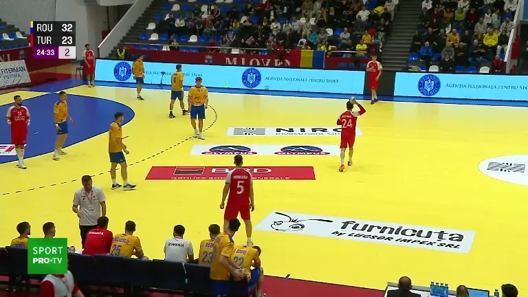 Rom&acirc;nia - Turcia 35-26, spectacol la Mioveni &icirc;n primul meci al tricolorilor de la Trofeul Carpați 2025