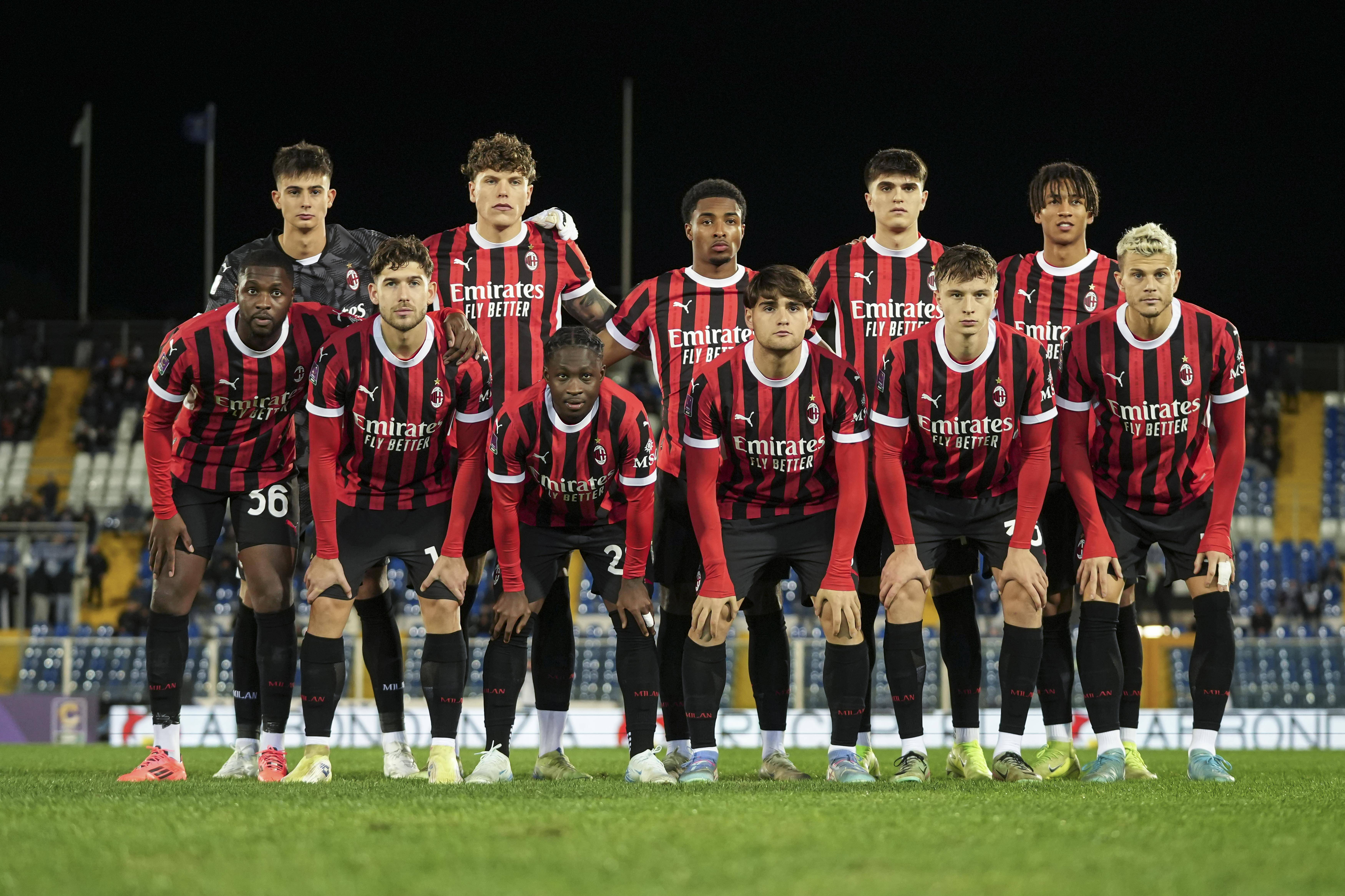 Internaționalul rom&acirc;n de la AC Milan, dorit de trei echipe din Italia! &rdquo;Piața se mișcă &icirc;n jurul lui&rdquo;