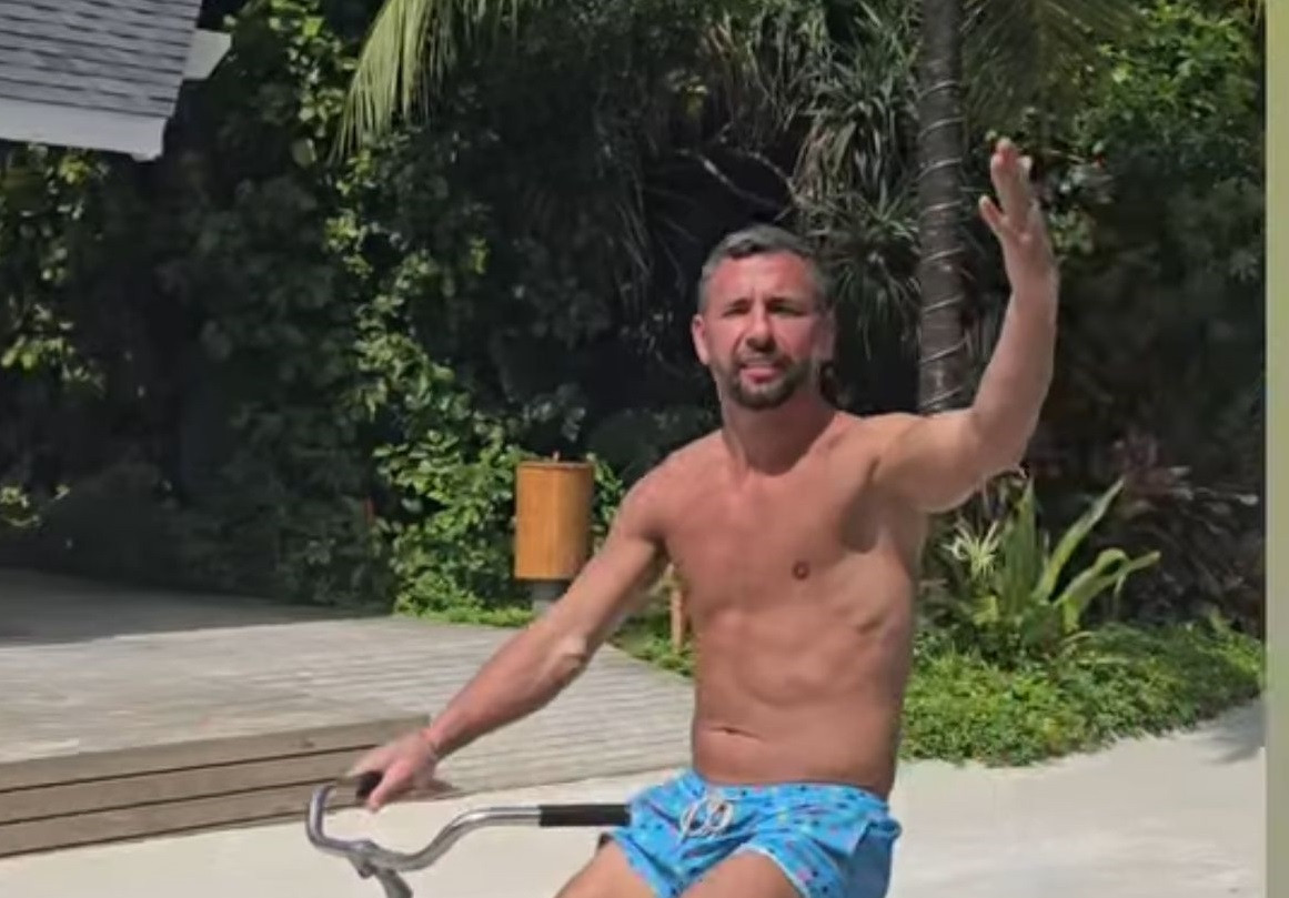 Răzvan Raț face show &icirc;n Maldive!