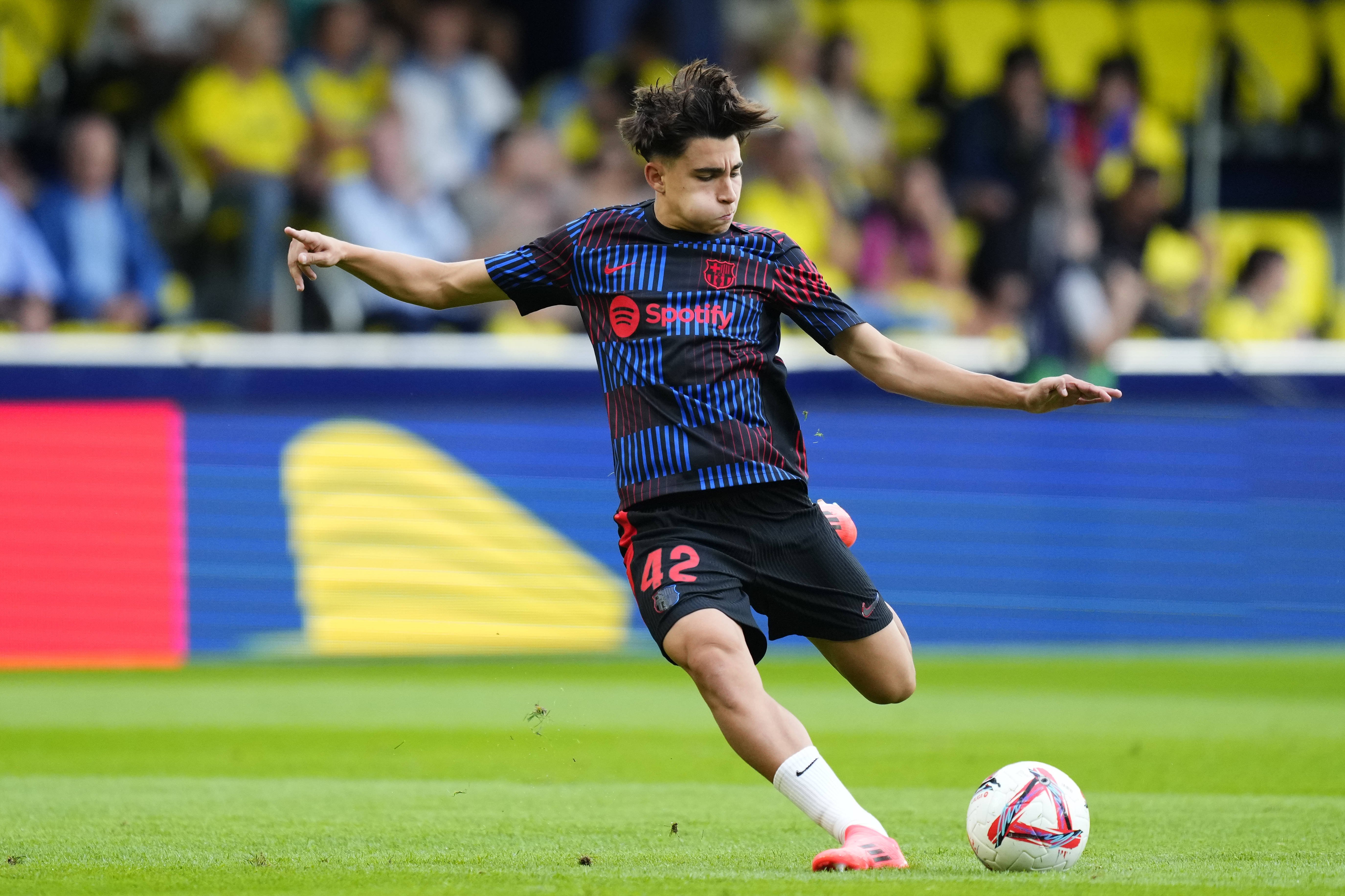 A mai debutat un copil de 16 ani la FC Barcelona! &rdquo;Promițător, a luat mereu mingea&rdquo;
