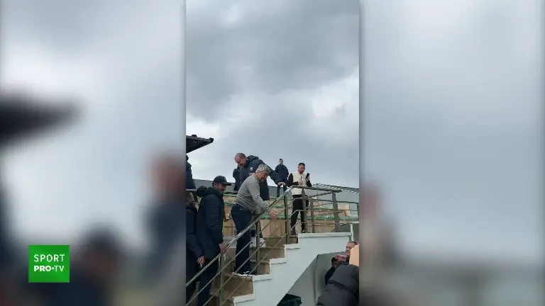 Întâlnire de gradul ”0” între Lucescu și Mutu, de ziua ”Briliantului”: ”În sfârșit, în sfârșit!” Ce i-a spus selecționerul, tot un zâmbet