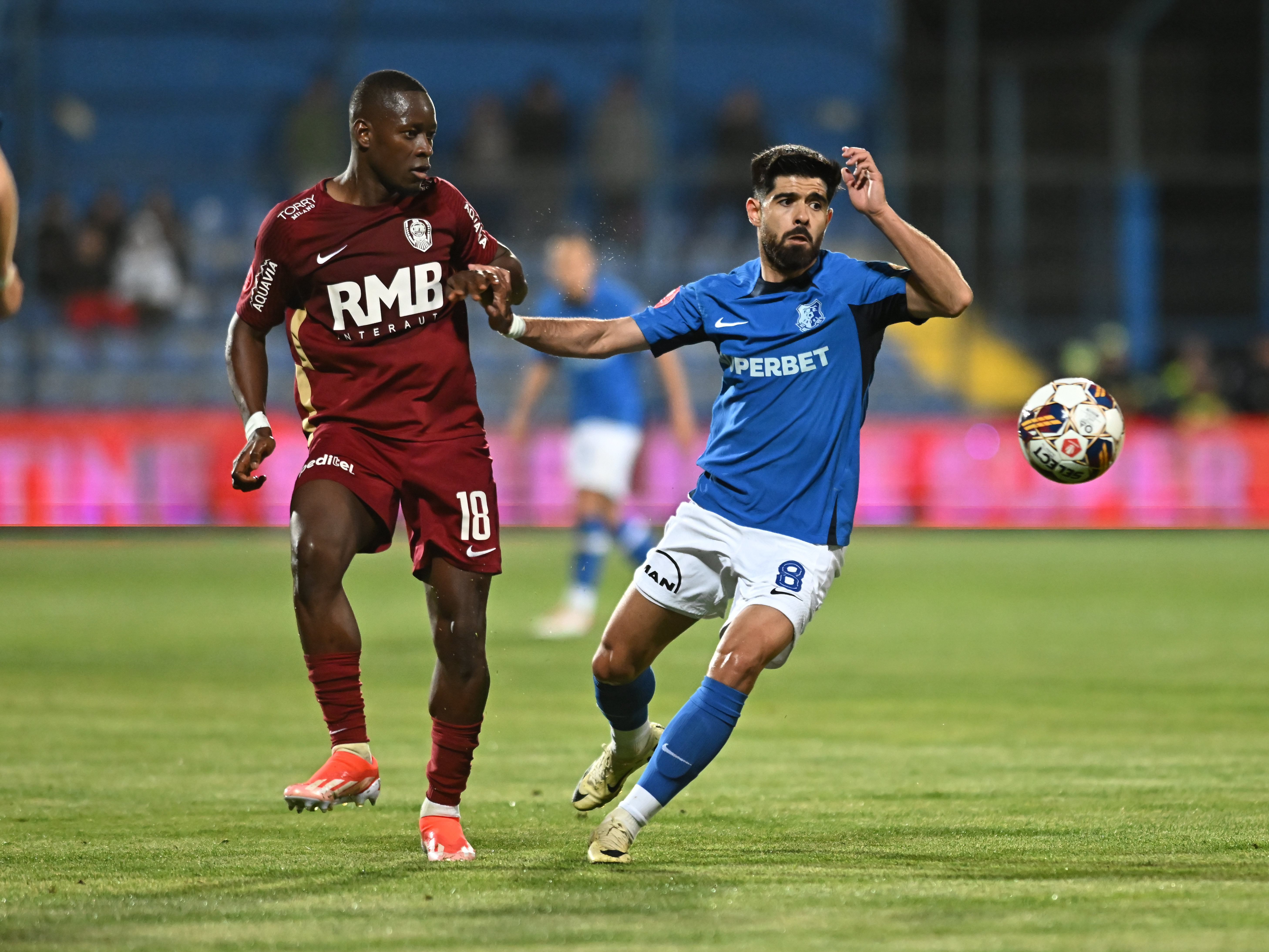 Kader Keita a dat cărțile pe față! Mijlocașul CFR-ului, poveste incredibilă: &rdquo;Antrenorul a vrut să-l bată! Nu mi-a venit să cred&rdquo;