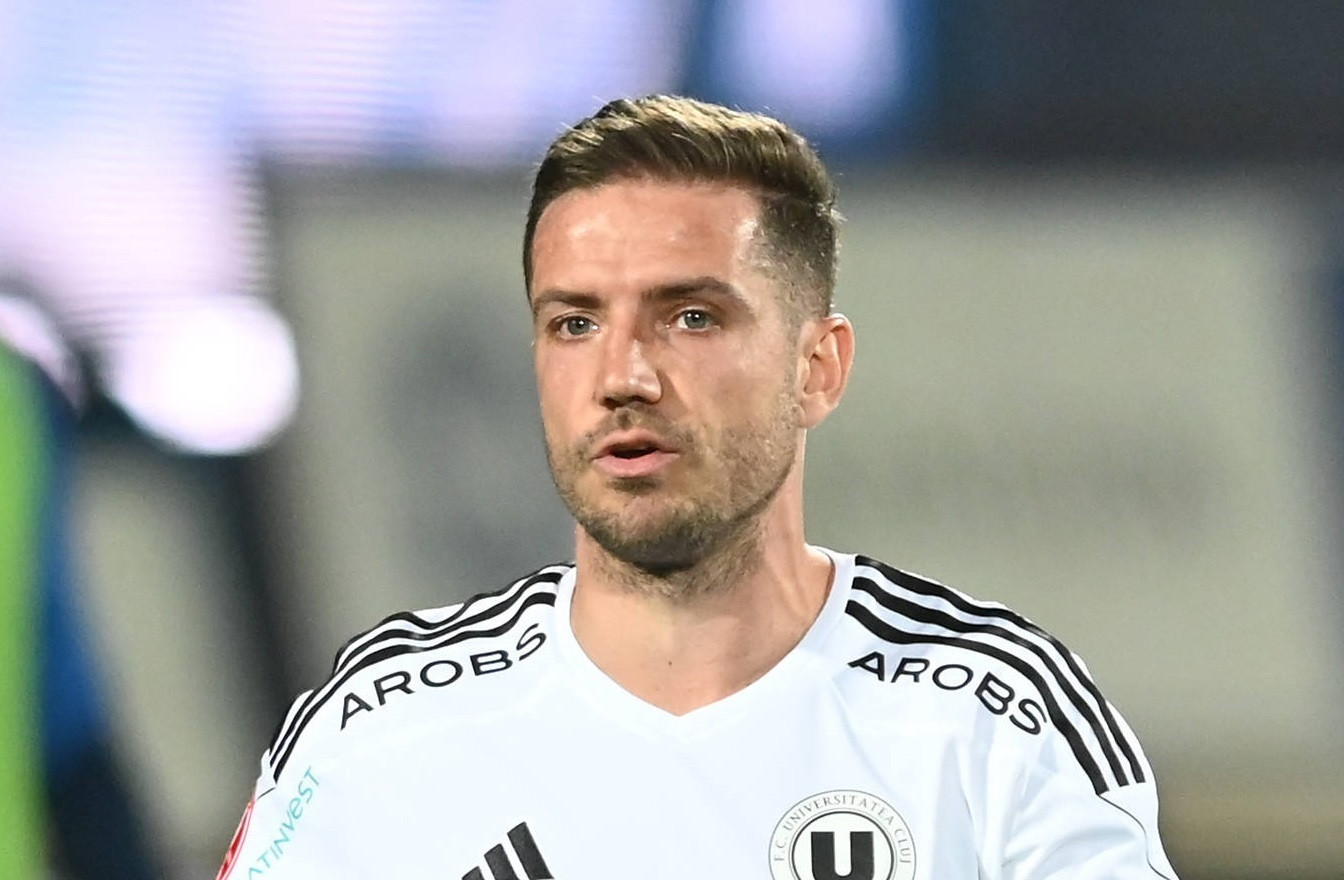 Alex Chipciu i-a făcut praf pe toți &icirc;n 5 minute: săgeți spre Șumudică și declarații acide către C&acirc;rțu: &rdquo;Poți să fii legendă beată pe aici să-ți iei de g&acirc;t foștii jucători?&rdquo;