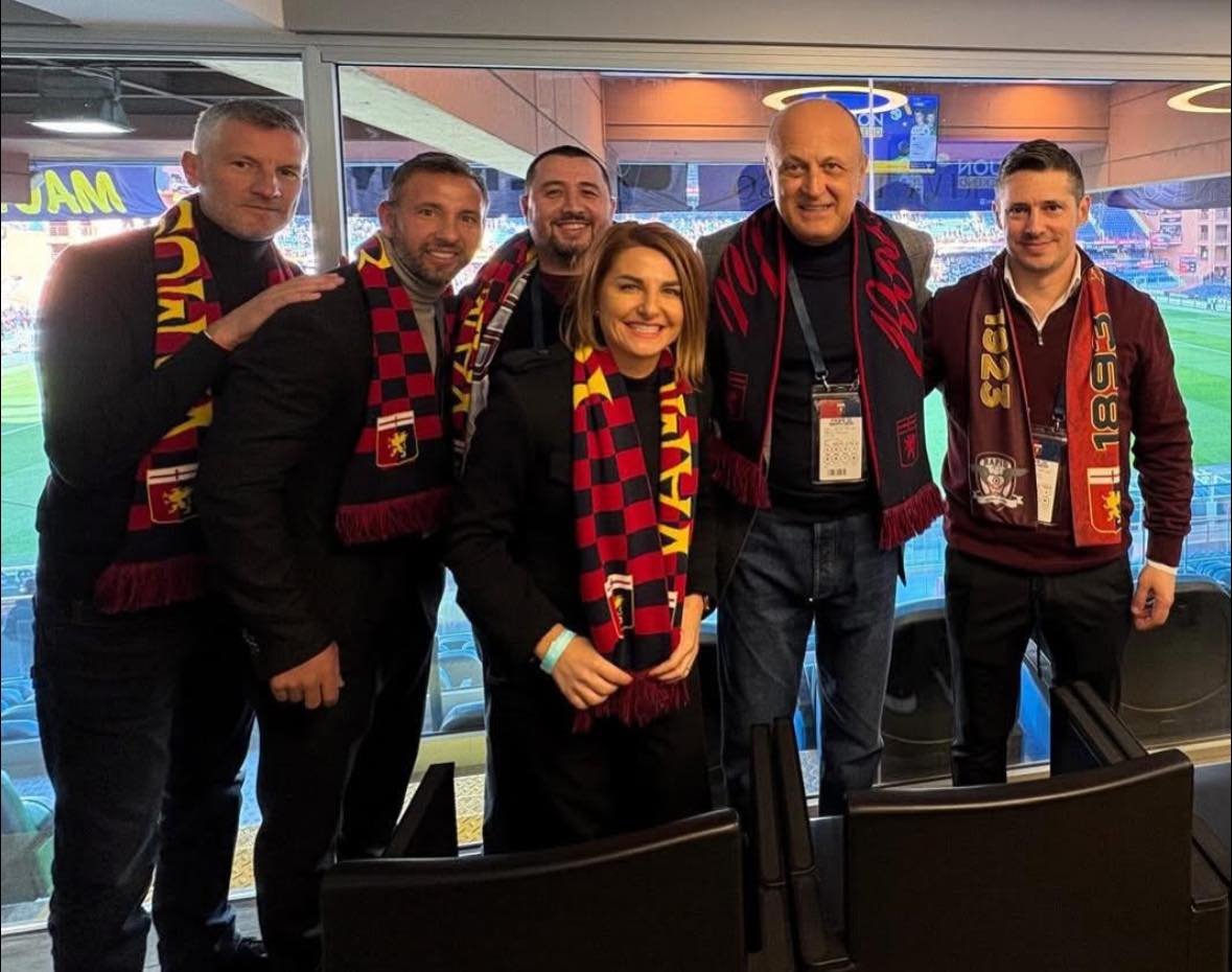 Cu cine a fost surprins Dan Șucu la meciul Genoa - Parma