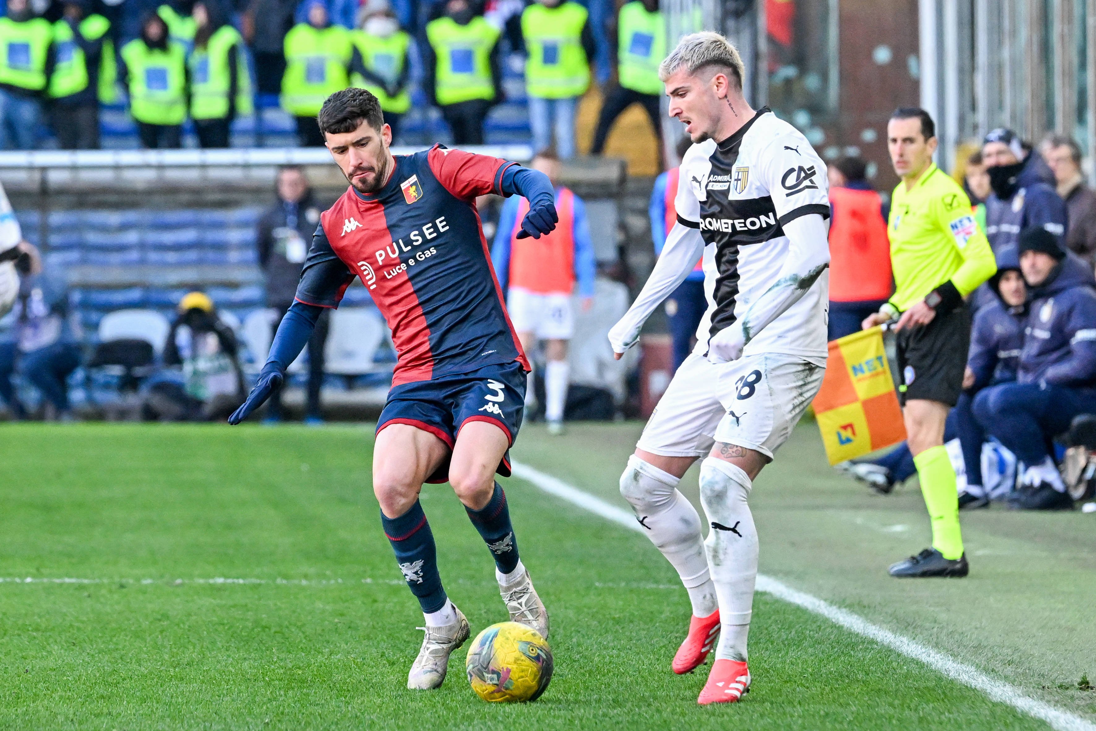 Notele primite de Dennis Man și Valentin Mihăilă la meciul &icirc;n care Parma a fost răpusă de Genoa sub privirile lui Dan Șucu