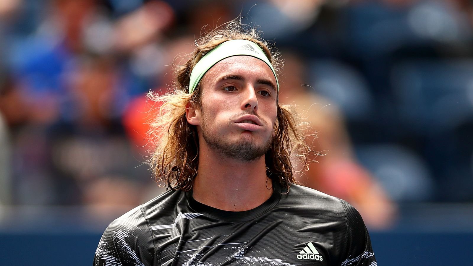 Primele &bdquo;bombe&ldquo; de la Australian Open: Tsitsipas și Azarenka, trimiși acasă, după două meciuri care i-au ruinat pe pariori
