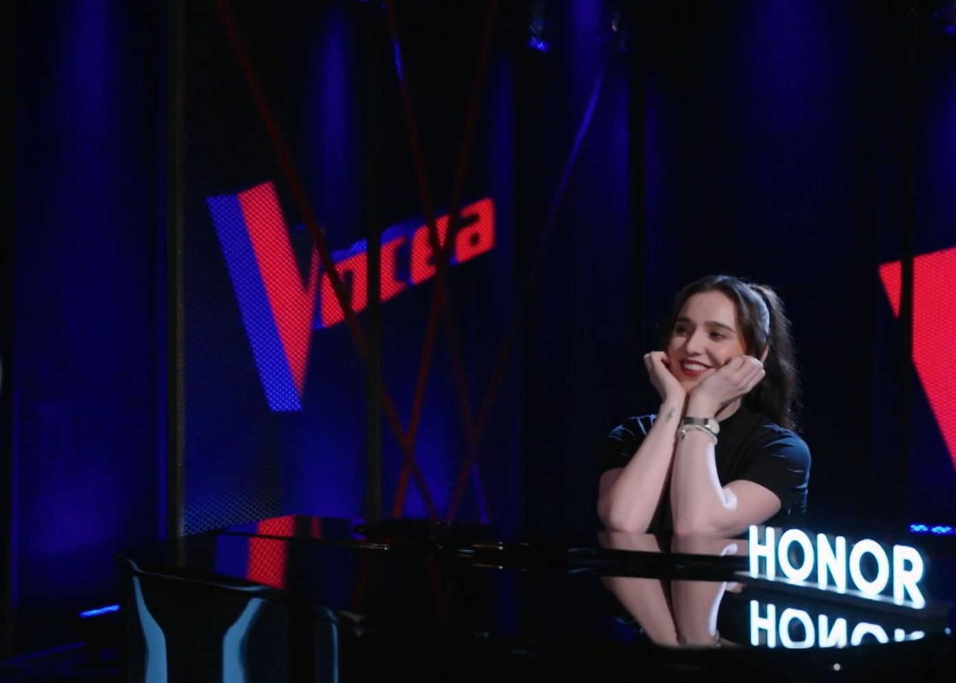 (P) Cu HONOR 200 Pro, maestrul portretelor, transformă-ți momentele &icirc;n capodopere și devino star &icirc;n propriul tău spectacol