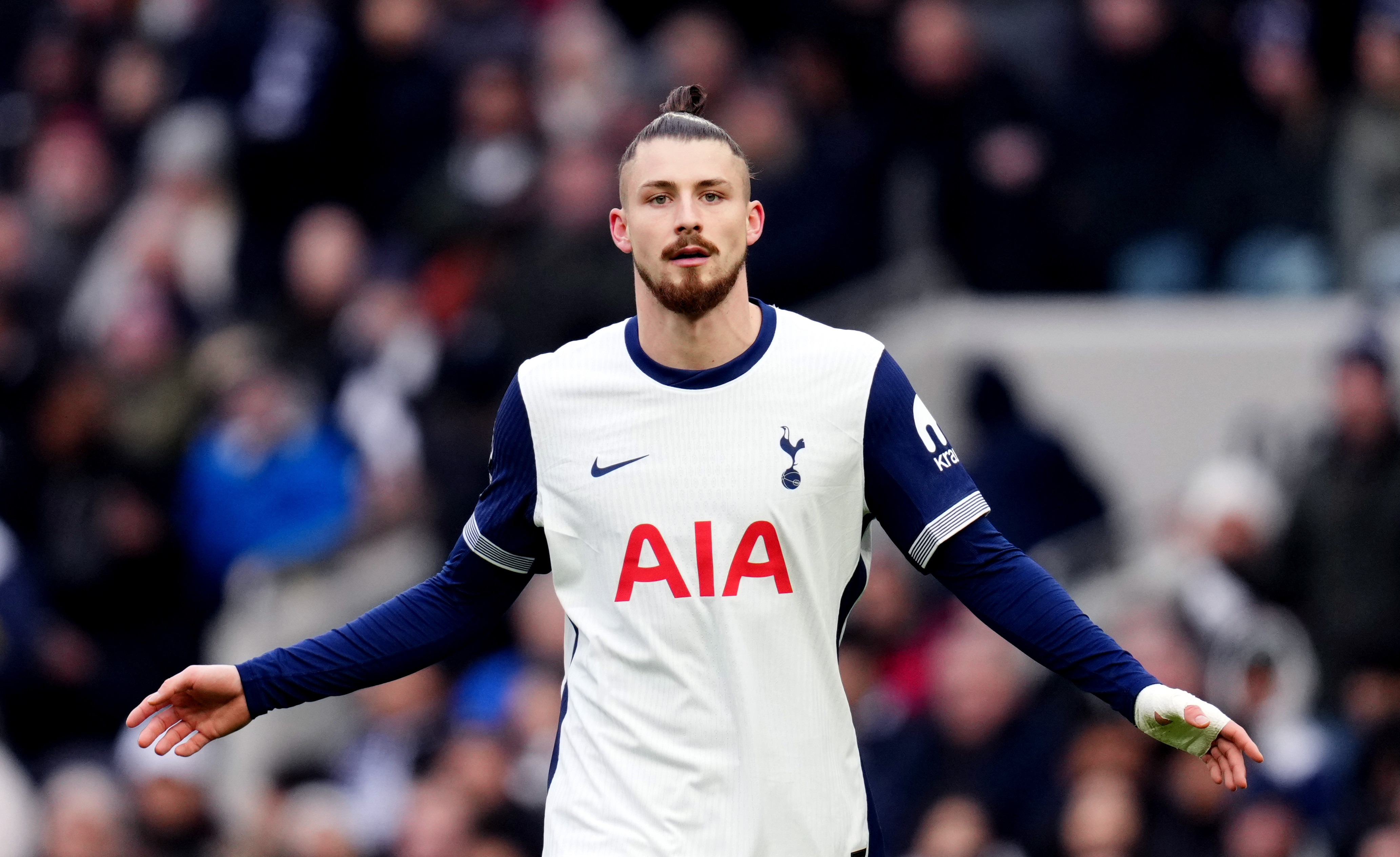 Impresarul lui Drăgușin anunță: interes din trei campionate de top: Au telefonat la cei de la Tottenham