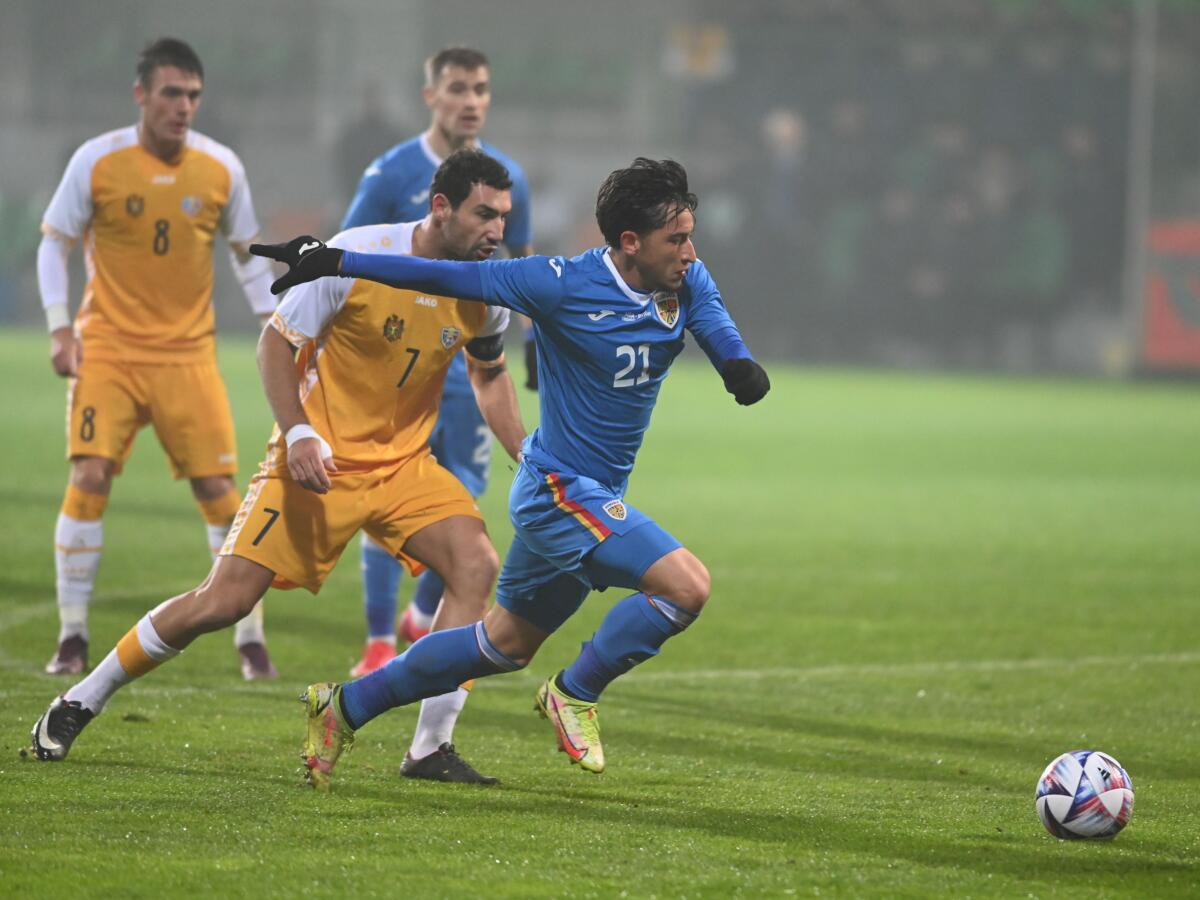 Amical anunțat astăzi pentru tricolorii lui Mircea Lucescu, &rdquo;prima &icirc;nt&acirc;lnire &icirc;n Rom&acirc;nia &icirc;ntre cele două reprezentative!&rdquo;