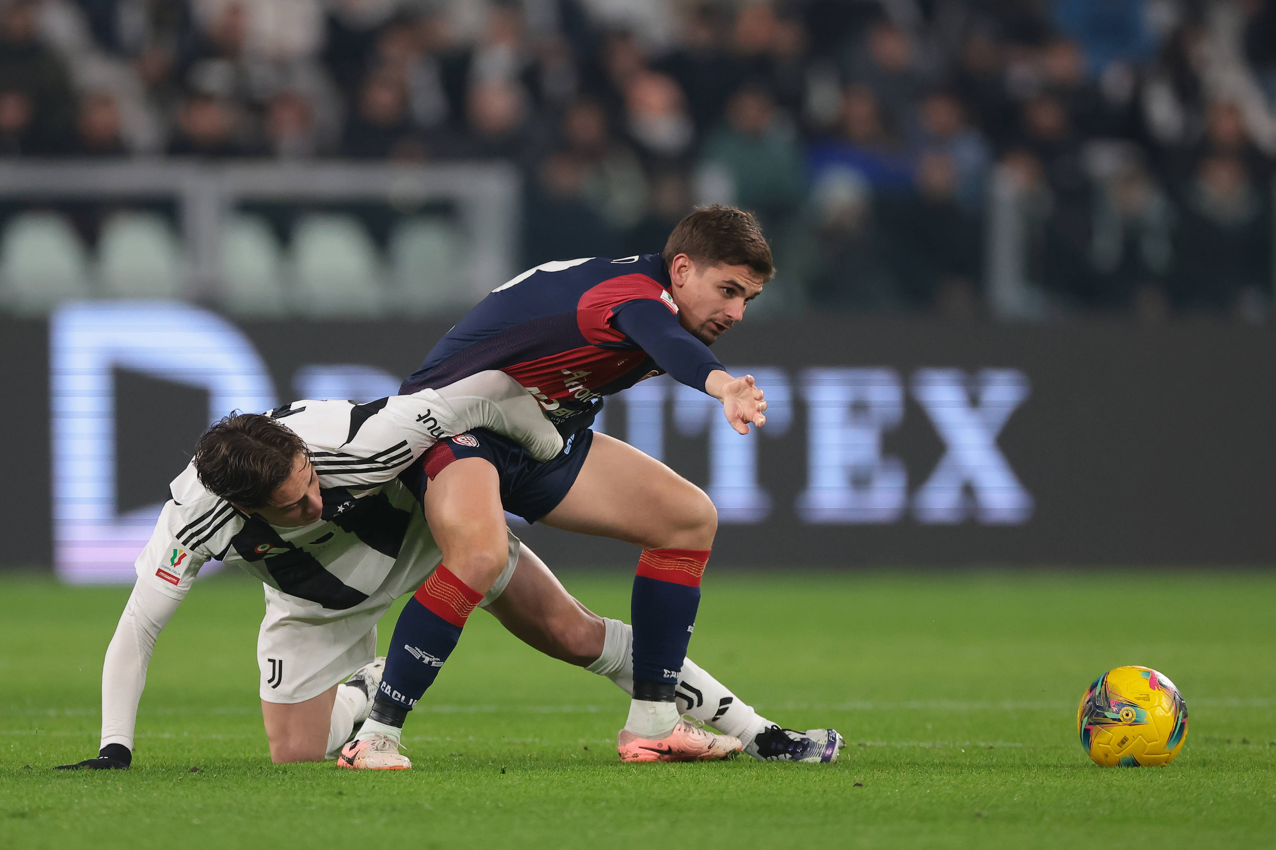 Reacția fanilor lui Cagliari, după ce s-a scris că Răzvan Marin ar putea ajunge &icirc;n Bundesliga