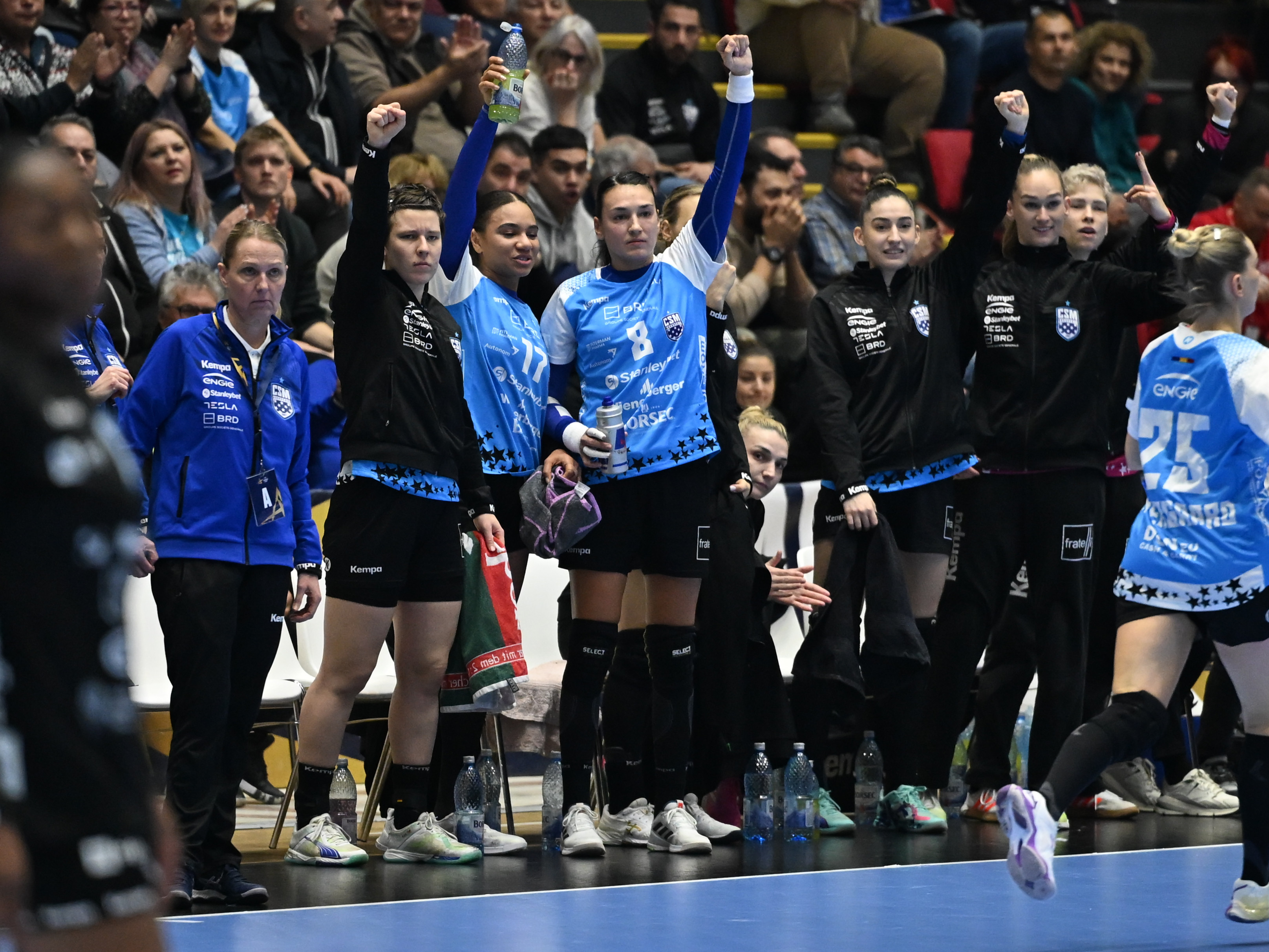 CSM București, victorie de moral &icirc;n Champions League. Pe ce loc se află &icirc;n grupă