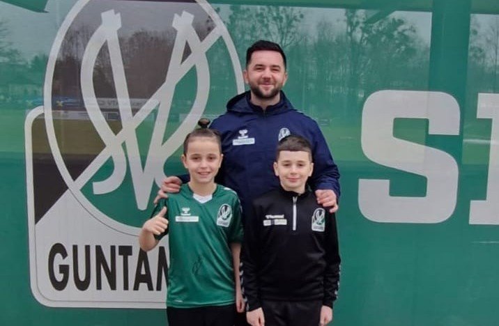 Rom&acirc;nul din Austria care c&acirc;știgă mereu cu Red Bull Salzburg: &rdquo;Antrenorul lor mi-a spus că sunt singurul pe care &icirc;ncă nu l-a bătut!&rdquo;