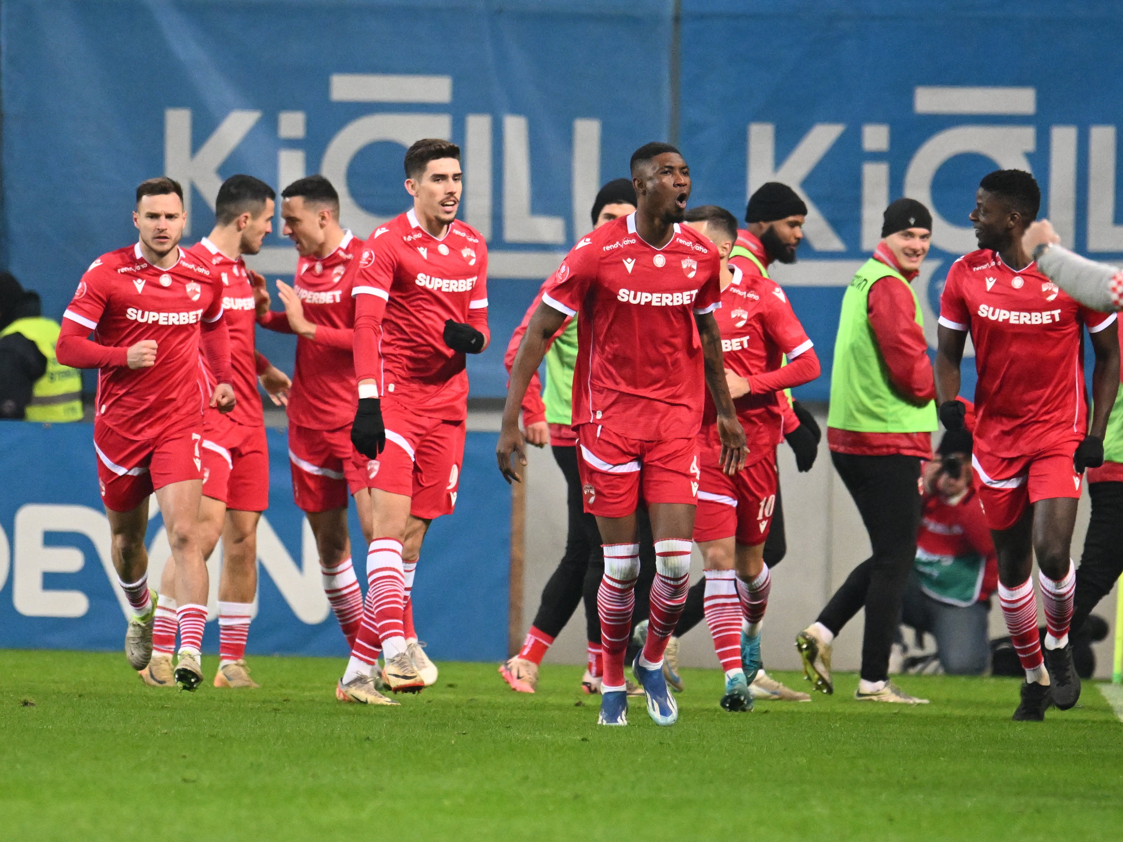 Dinamo a anunțat al doilea transfer al iernii: &rdquo;Un nou c&acirc;ine roșu !&rdquo;
