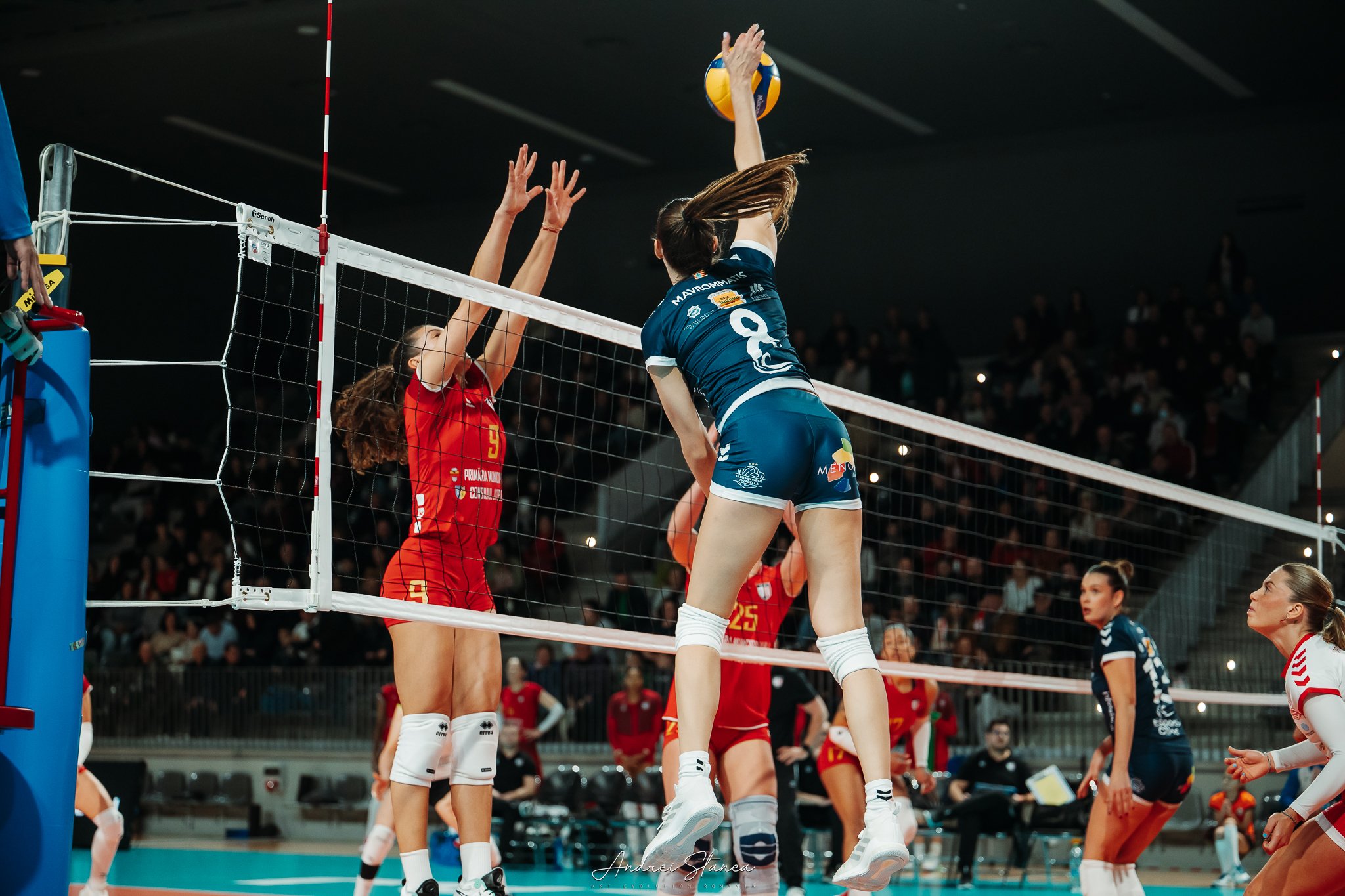 După 4 finale de cupe europene pierdute &icirc;n ultimii 7 ani, echipa din Rom&acirc;nia continuă &icirc;n acest sezon lupta pentru primul trofeu!