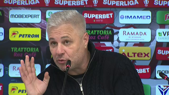 Prime de la Șumudică! Antrenorul și-a răsplătit jucătorii din propriul buzunar după Rapid - Craiova 1-0