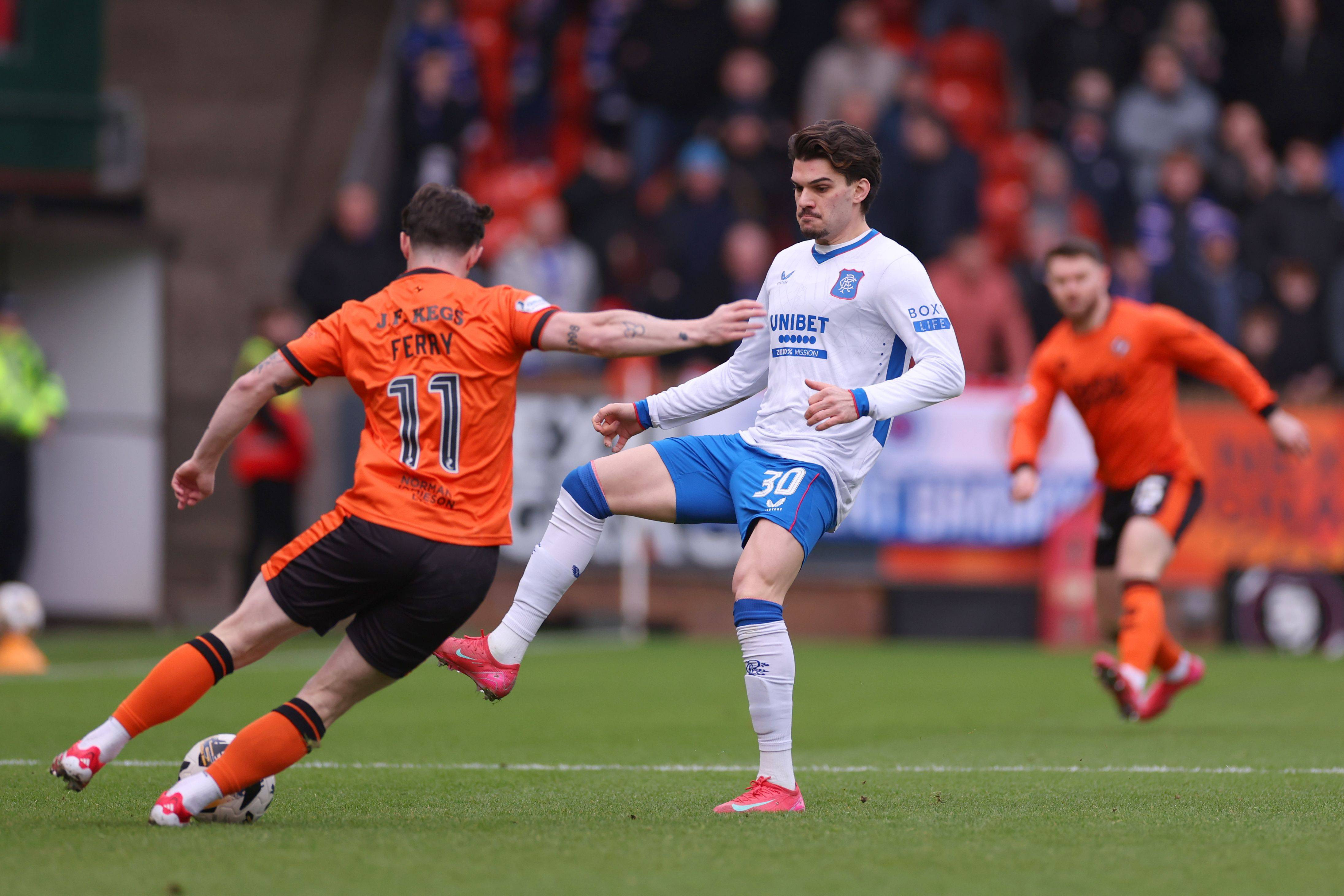 Ce au scris scoțienii despre Ianis Hagi după assist-ul din victoria cu Dundee United: &rdquo;S-a chinuit!&rdquo;