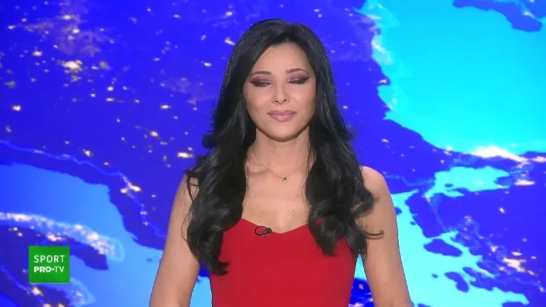 Fotbaliștii Generației de Aur s-au &icirc;ntors la școală! Elevii i-au așteptat cu p&acirc;ine și sare