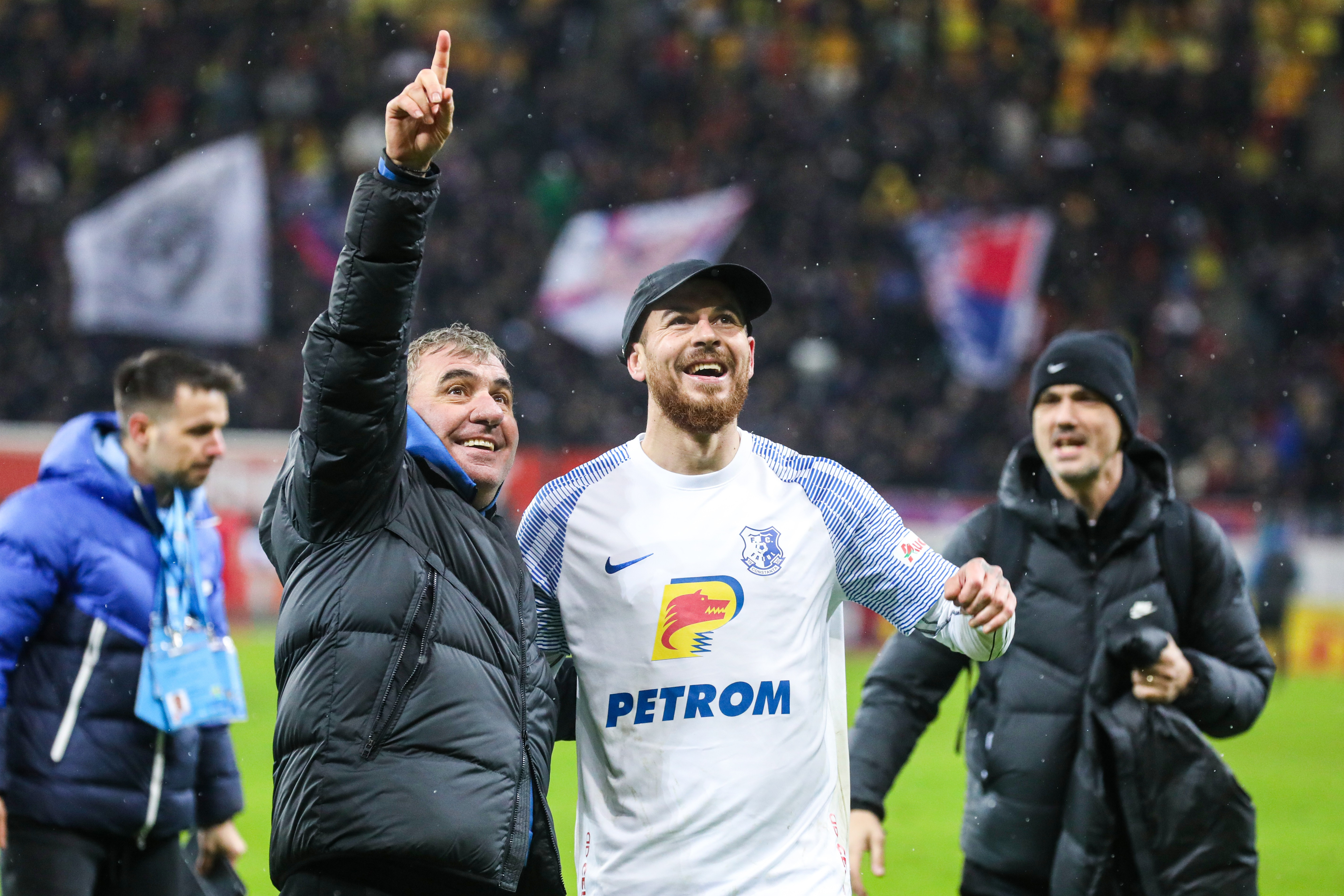 Gică Hagi a dat răspunsul după ce Gigi Becali a spus că &icirc;l vrea pe Denis Alibec &icirc;napoi la FCSB