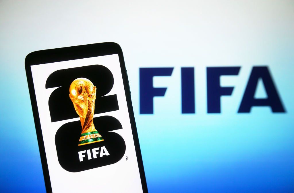 Scapă Rom&acirc;nia de un adversar puternic &icirc;n drumul spre Mondialul din 2026? Naționala care poate răm&acirc;ne fără selecționer