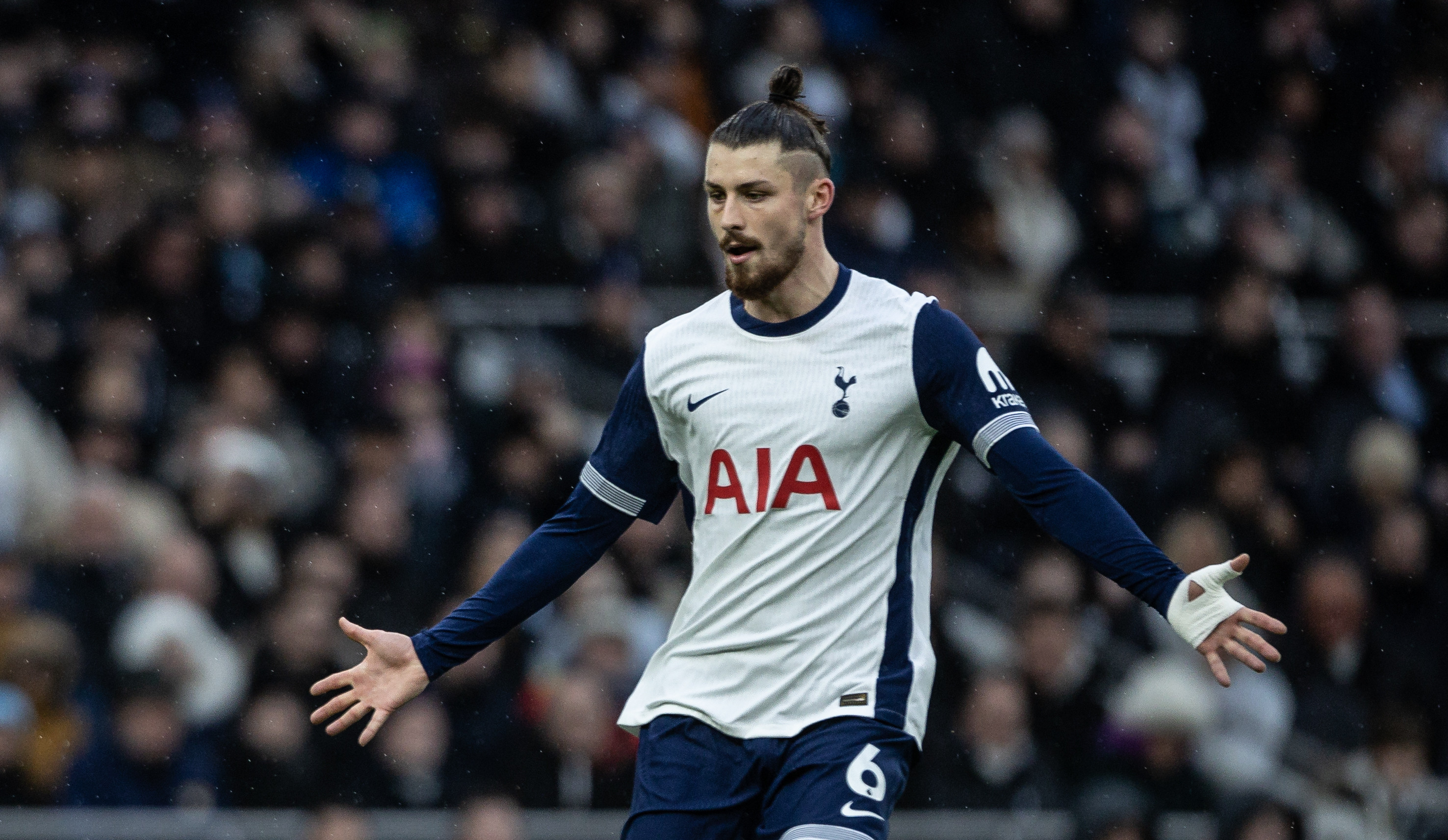 Costin Lazăr s-a lămurit după ce l-a văzut pe Radu Drăgușin: &rdquo;Asta-l recomandă&rdquo;