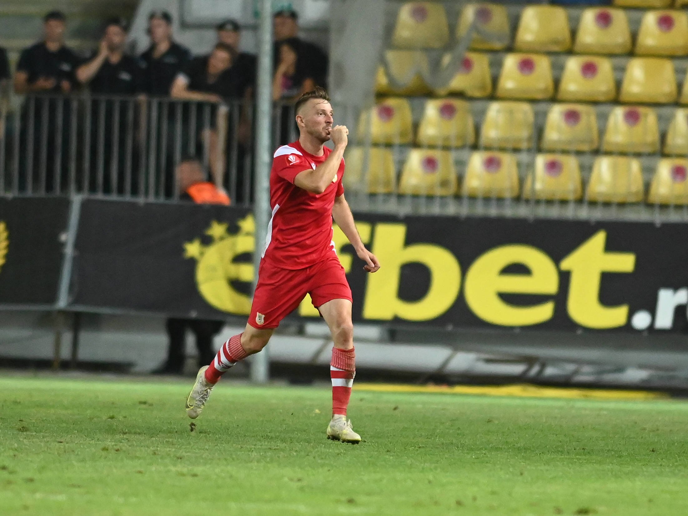 Liviu Antal revine &icirc;n fotbalul rom&acirc;nesc! Campion și golgheter al Lituaniei &icirc;n ultimul sezon, a semnat astăzi