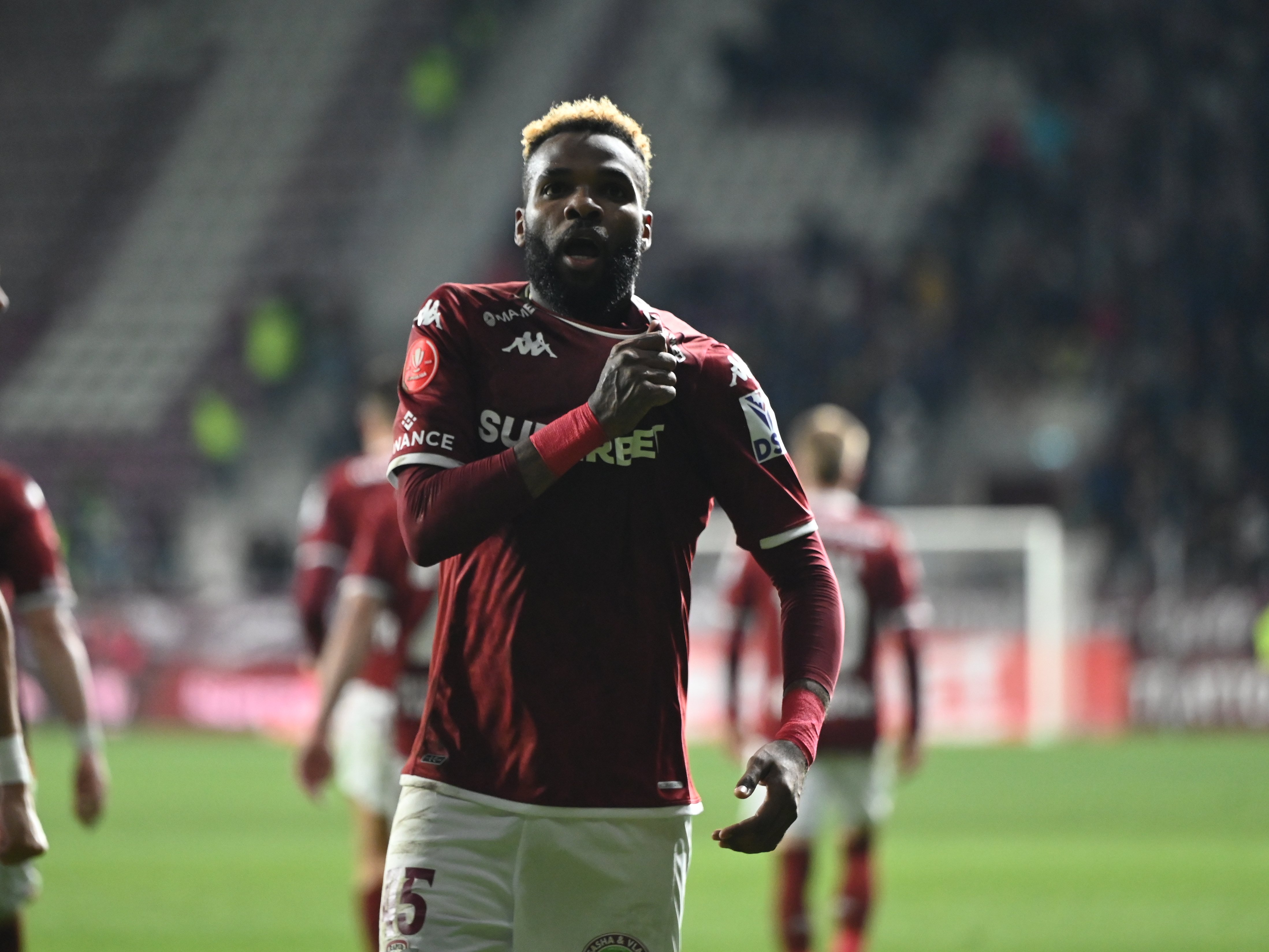 Aaron Boupendza a plecat de la Rapid și va juca &icirc;n China!