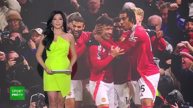 Autocarul lui Manchester United, blocat în traficul din București