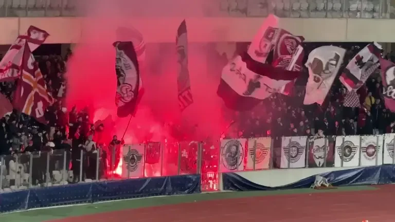 Galeria Rapidului, show incendiar pe ”Cluj-Arena”