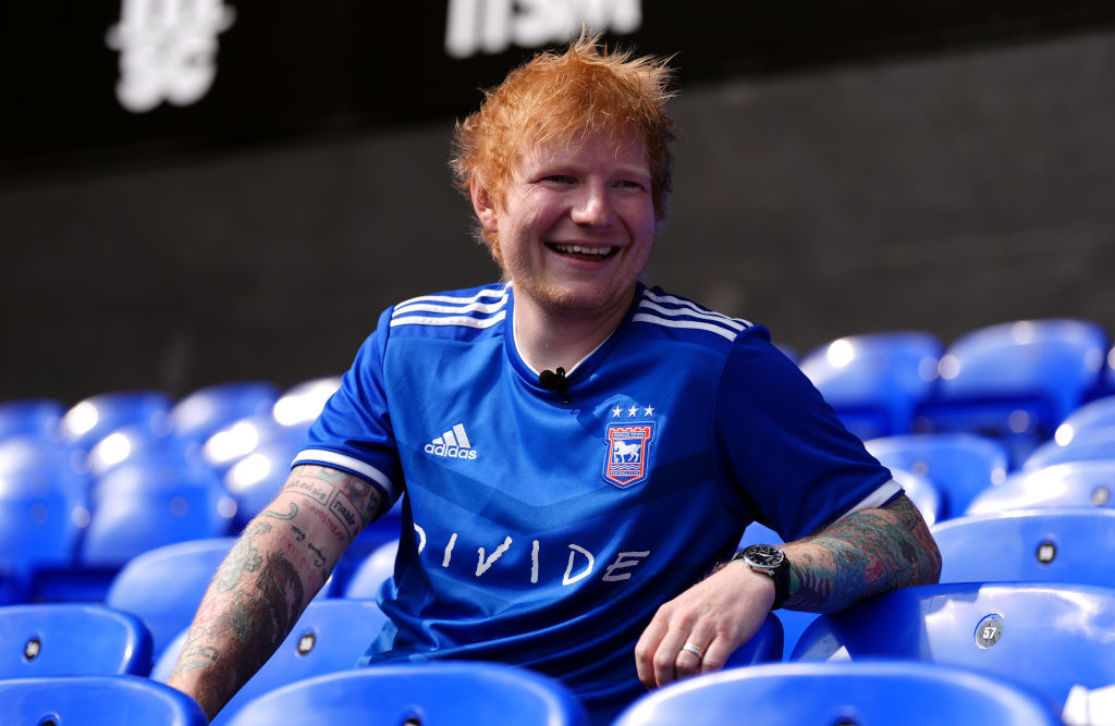 Recoltă bună &icirc;n mercato pentru Tractoriști . Echipa lui Ed Sheeran a adus jucători de la Chelsea, Aston Villa, Brighton și Atalanta