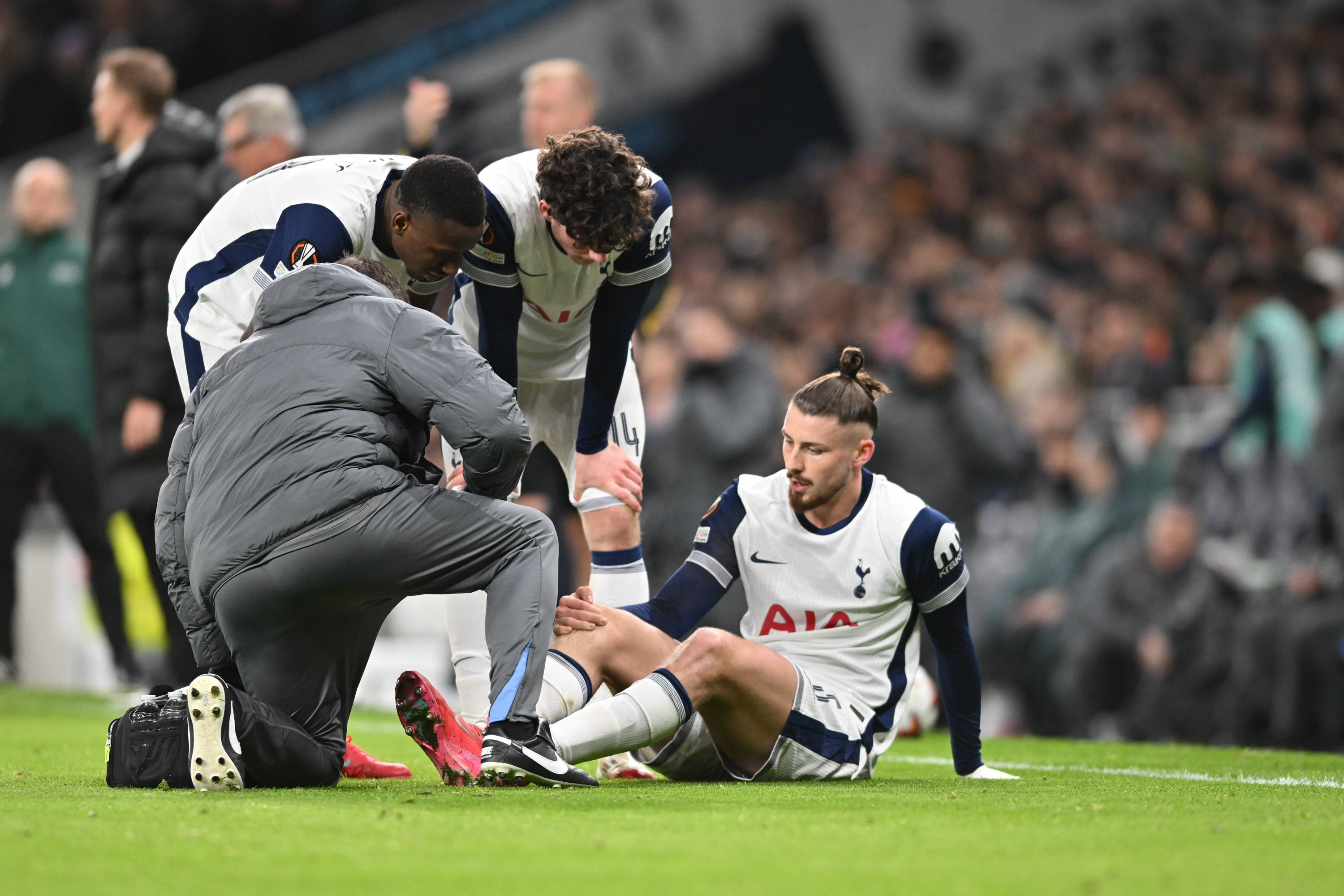 Chiar acum e la doctor . Florin Manea a oferit ultimele detalii despre situația lui Radu Drăgușin