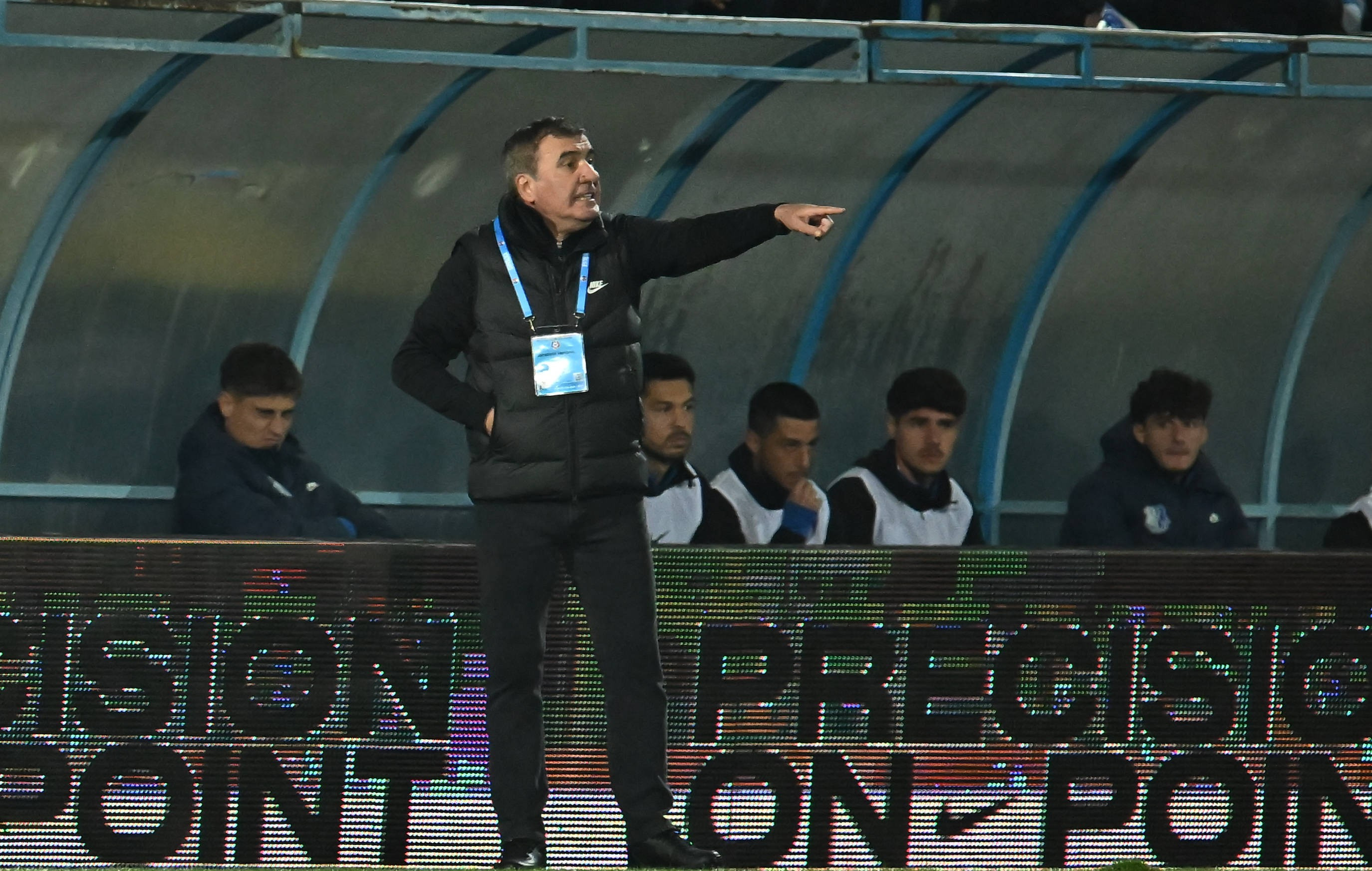 Mijlocașul ofensiv de la Tottenham și Watford prezentat &icirc;n exclusivitate de Sport.ro a semnat cu Farul lui Gheorghe Hagi!