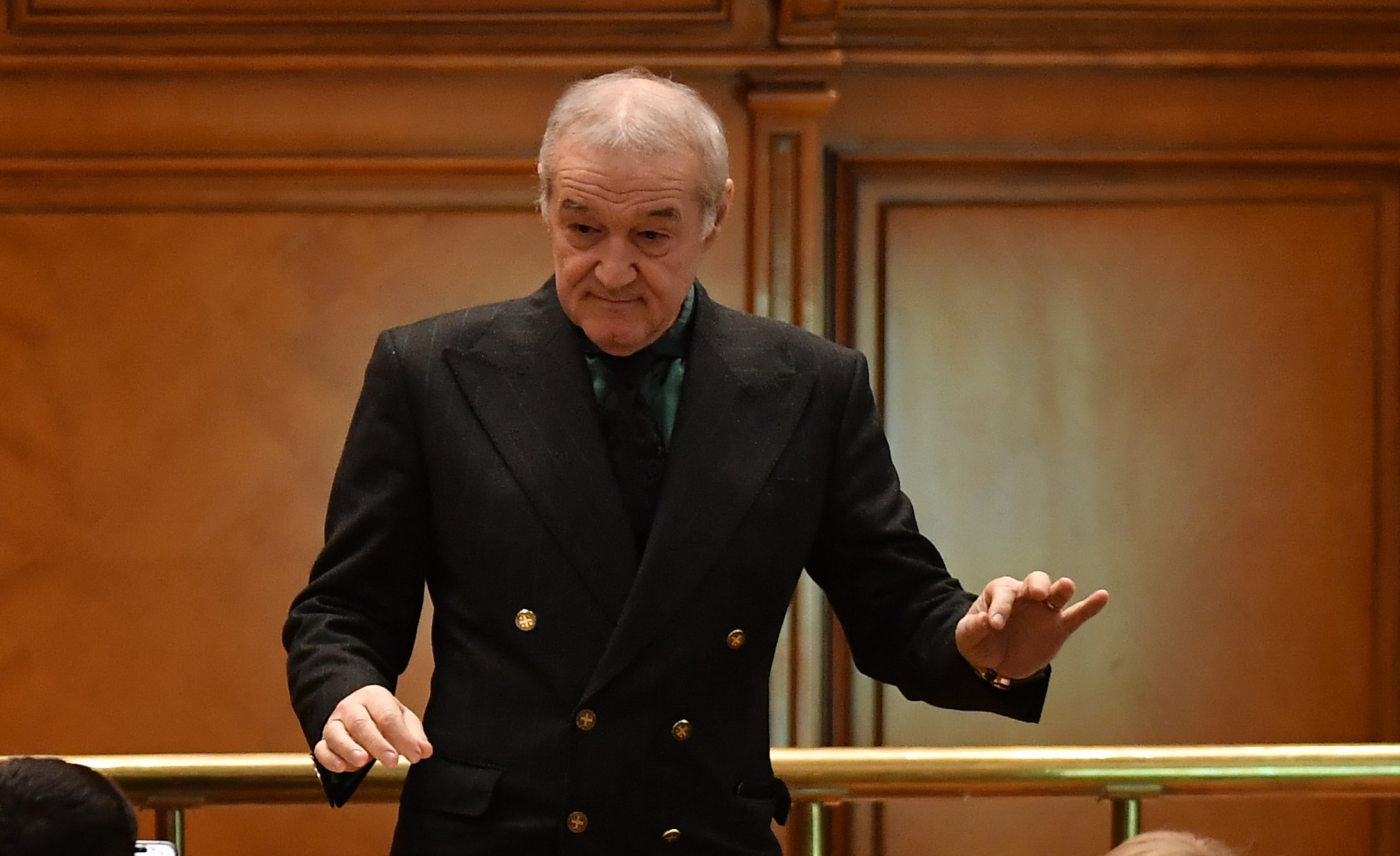 Gigi Becali schimbă tabăra! Pe cine va susține la prezidențiale