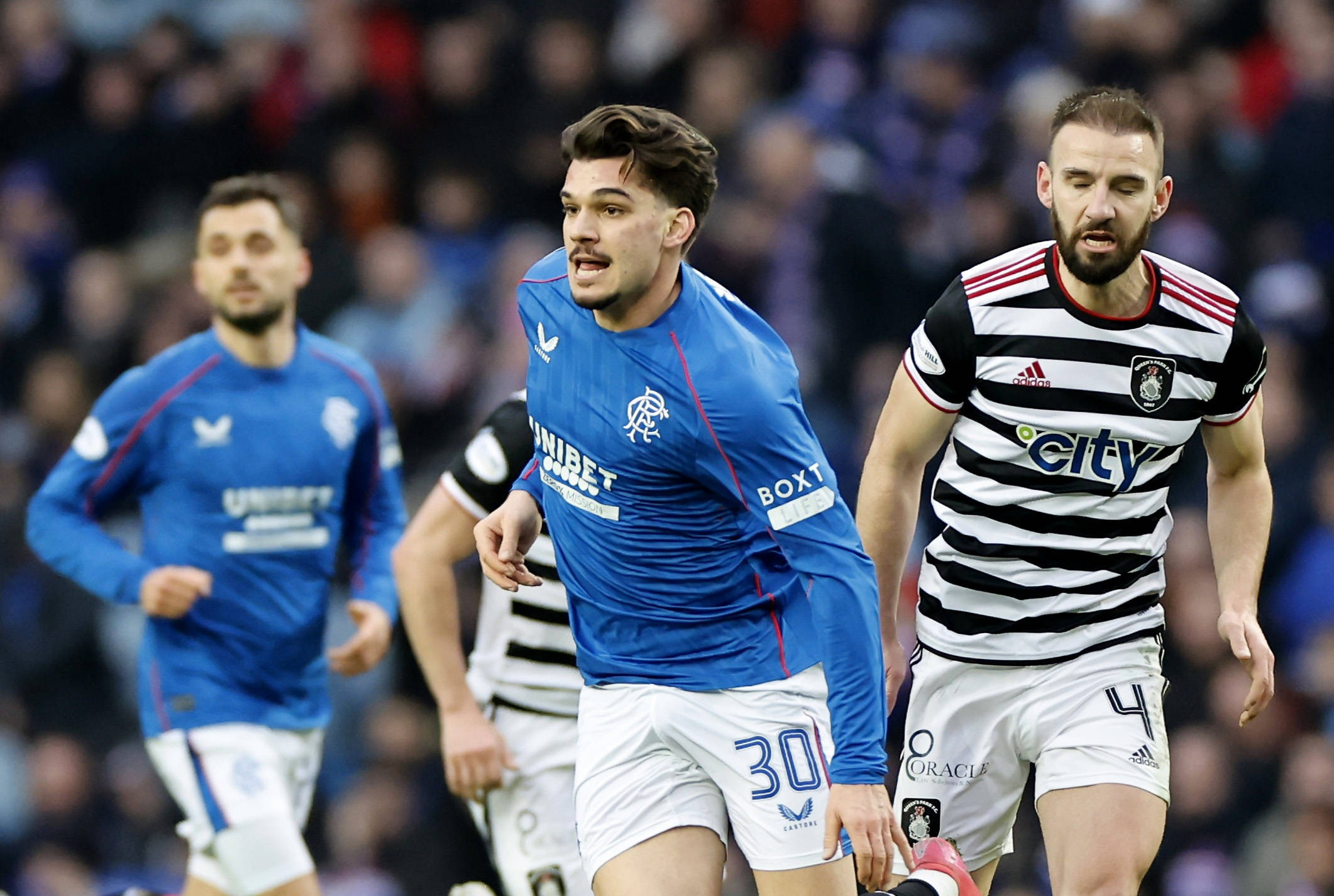 Ianis Hagi, titular &icirc;ntr-o catastrofă pentru Rangers: echipa sa, huiduită, a părăsit cupa după un rezultat rușinos