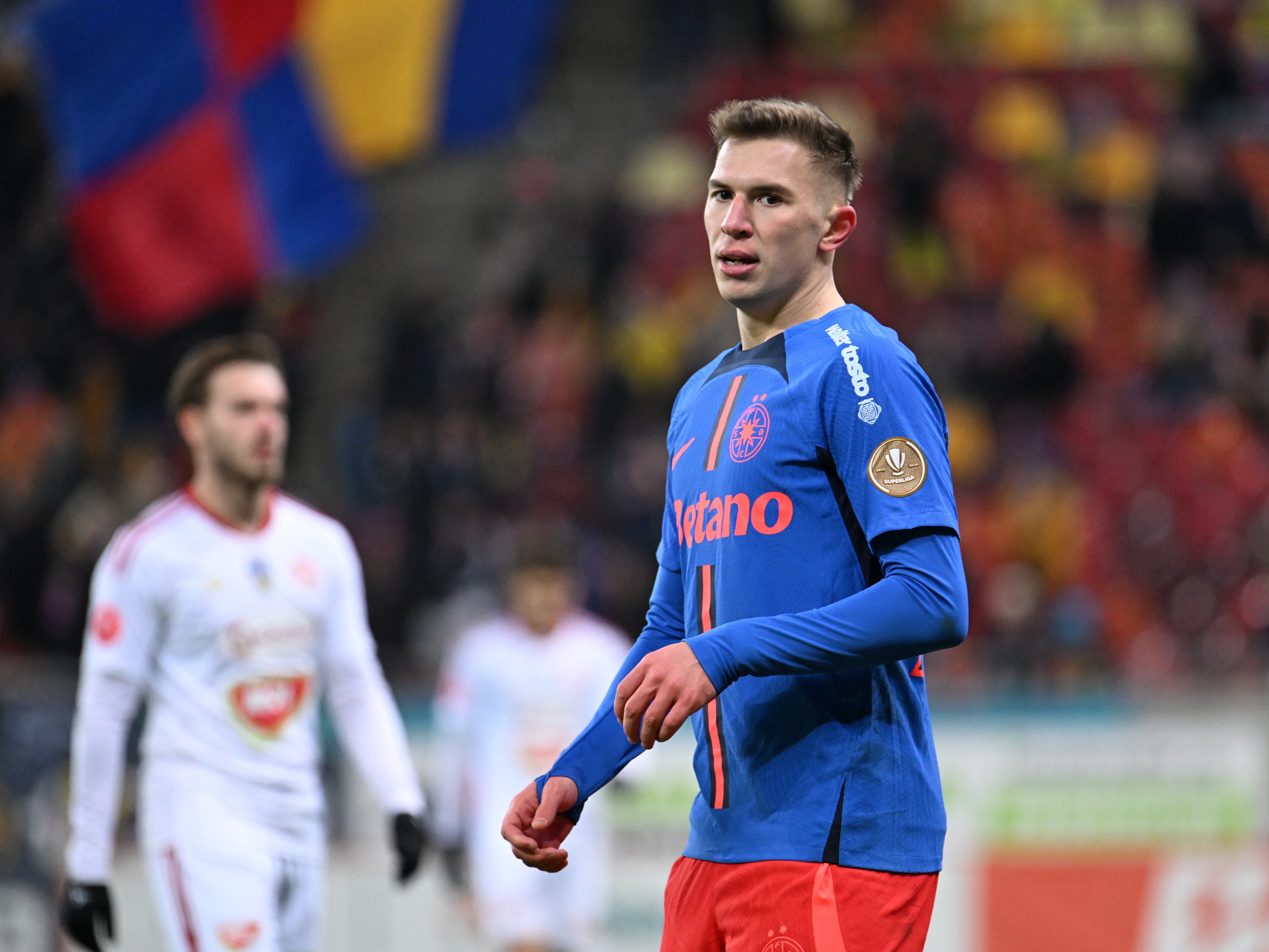 &bdquo;Perla&ldquo; FCSB-ului: c&acirc;t trebuie să plătească o echipă care &icirc;l vrea pe Gheorghiță. Suma astronomică, dezvăluită de Becali