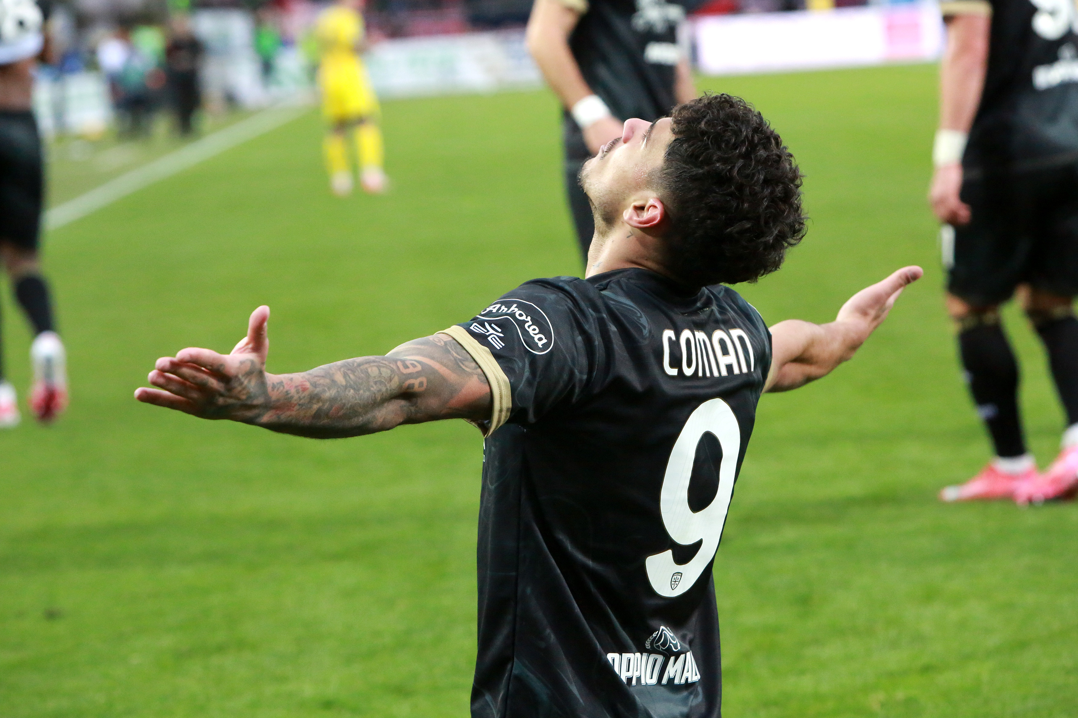 Te așteptai la asta din partea lui Coman? Răspunsul unui titular de la Cagliari