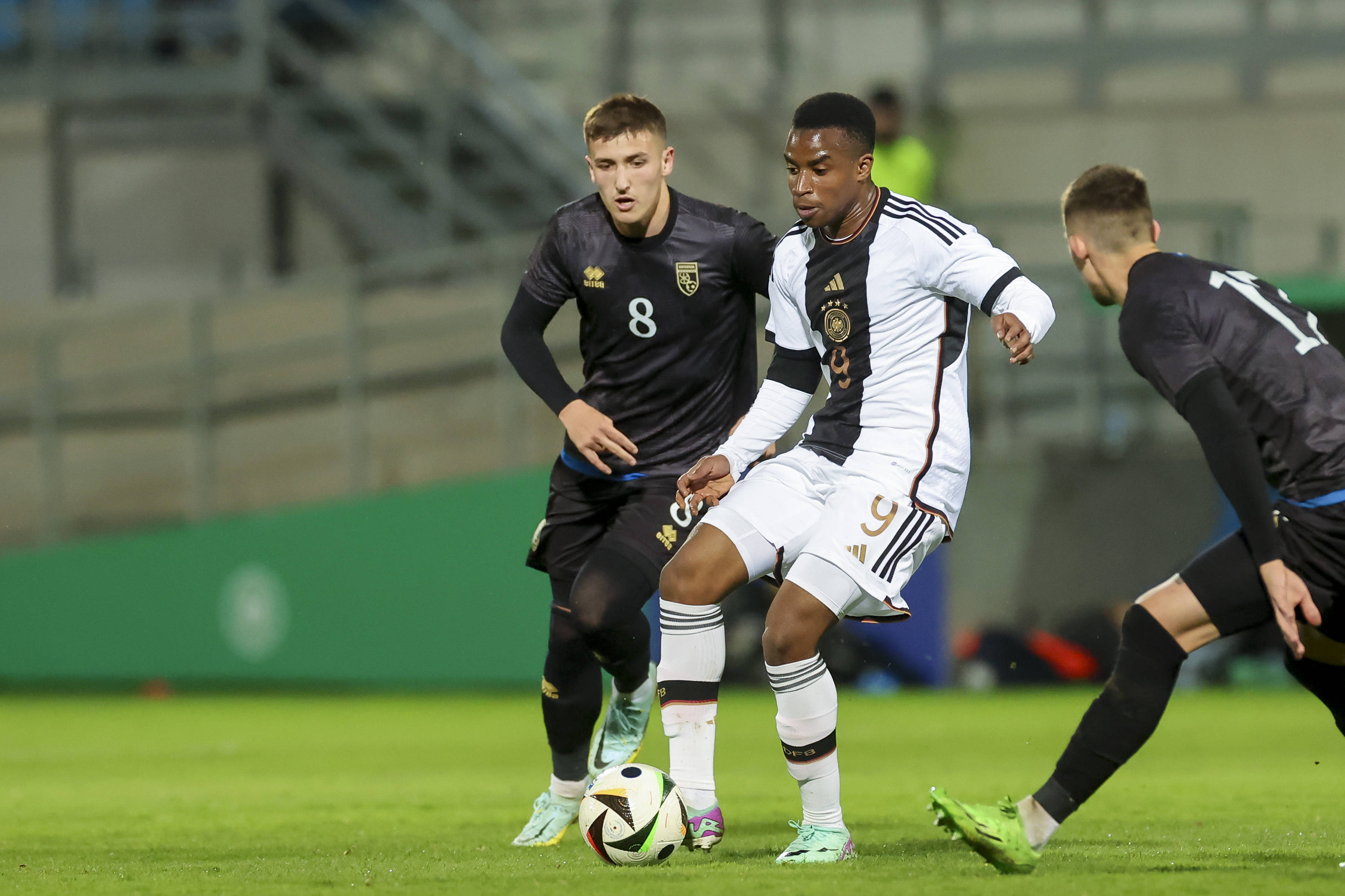 &rdquo;Kovacic de la CFR Cluj&rdquo;, sub lupa unui specialist kosovar: &rdquo;Prețul plătit de Varga e cel real!&rdquo; + Cum a comentat comparația cu starul lui City