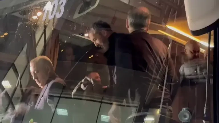 Campioana României a ajuns pe ”Toumba”! Imagini cu jucătorii lui FCSB coborând din autocar