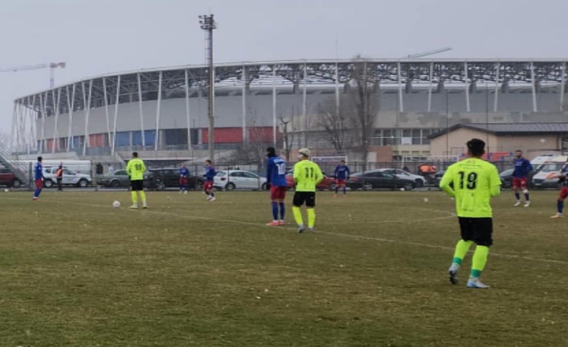 Steaua pierde &icirc;n Ghencea! &Icirc;nvinsă chiar de fostul ei atacant &rdquo;după o pasă lungă excepțională&rdquo;