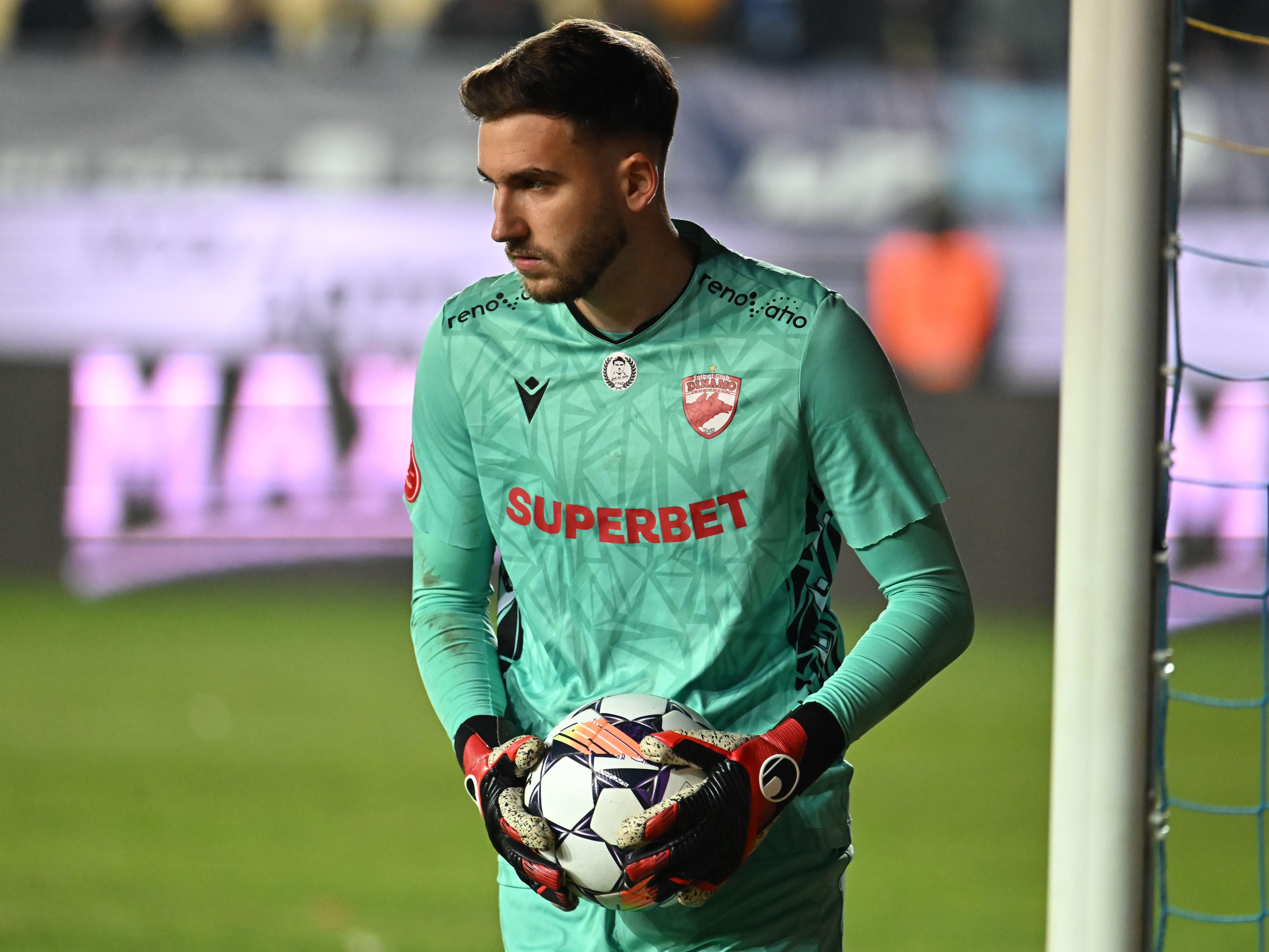 Andrei Roșca a reacționat după &icirc;nfr&acirc;ngerea cu Farul Constanța. Ce a declarat despre primul gol primit