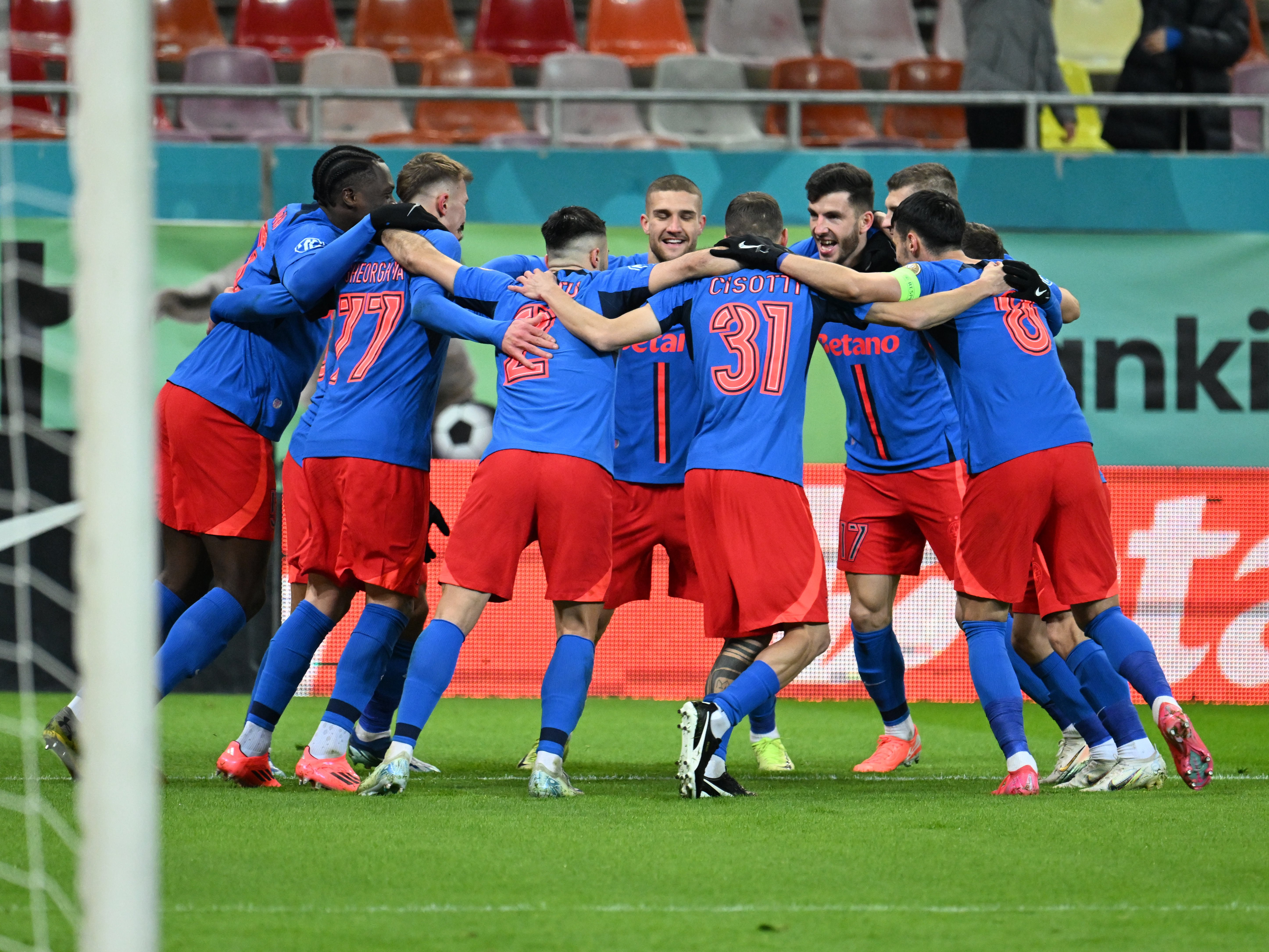 Grecii așteaptă iadul alb la FCSB - PAOK: Există &icirc;ngrijorare!