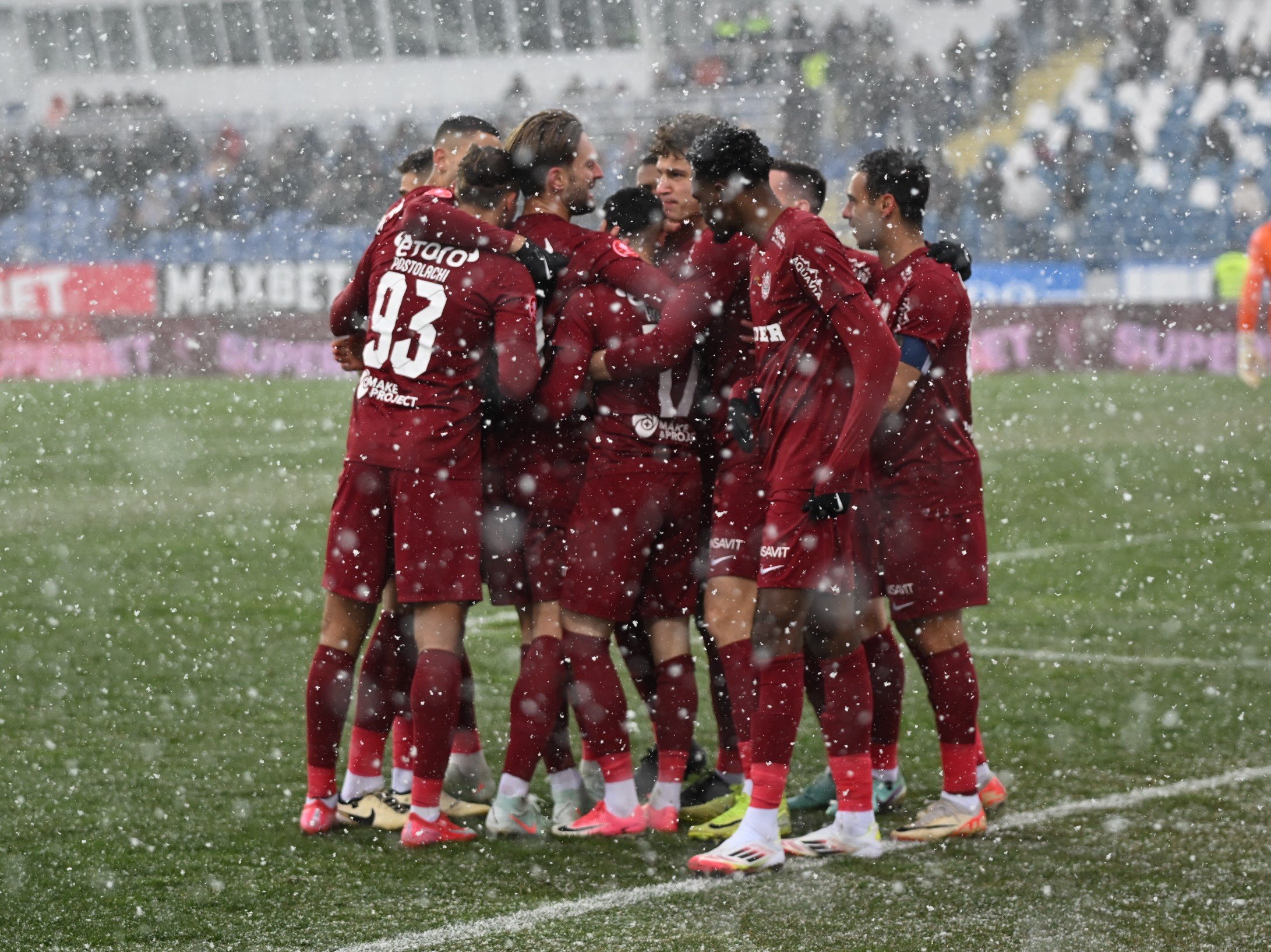 Nu ai cum să tragi &icirc;n halul ăsta . Basarab Panduru nu a avut milă de un jucător de la CFR Cluj