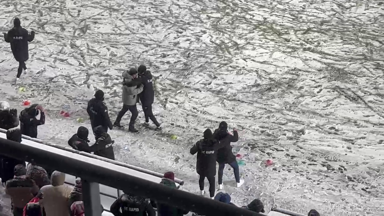 Vlcsnap 2025 02 17 22h06m40s833